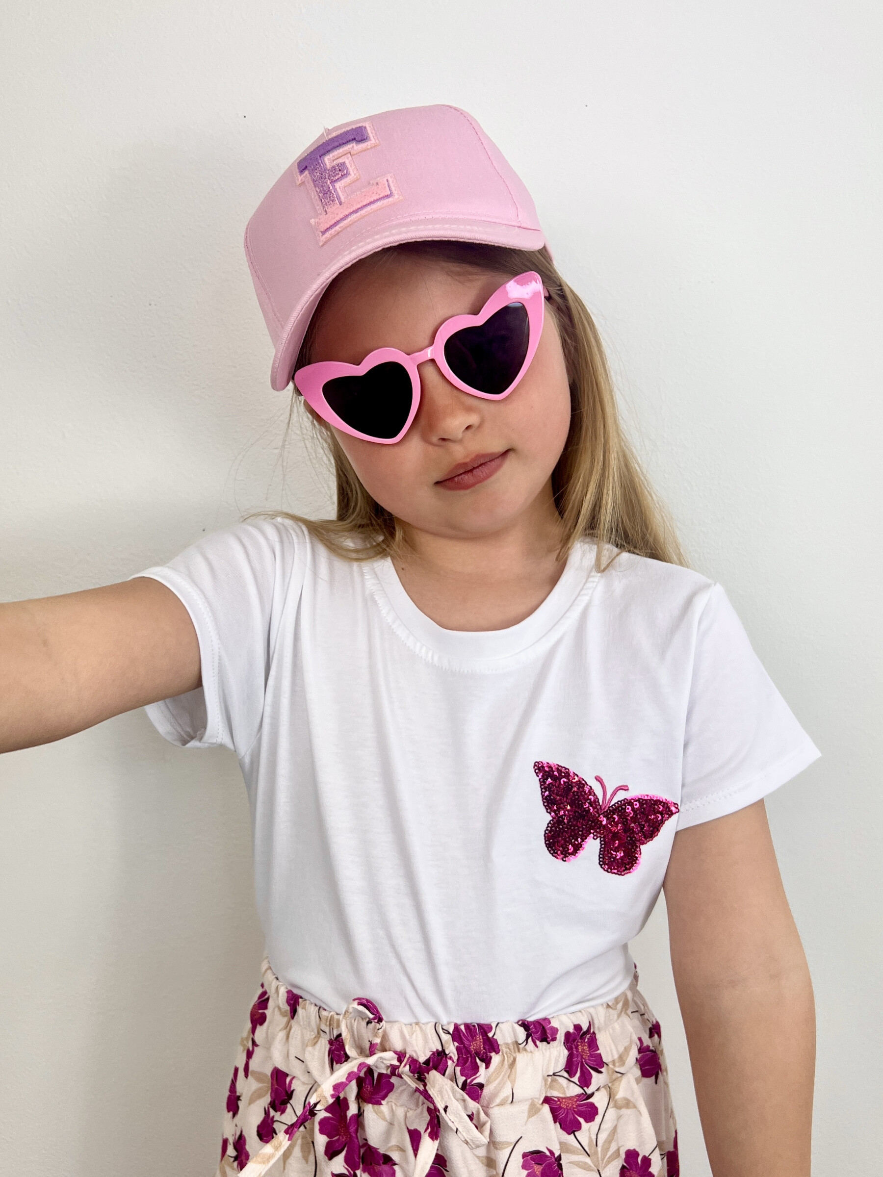 Grossiste Mini Mignon Paris - T-shirt en coton avec papillon en sequin pour fille