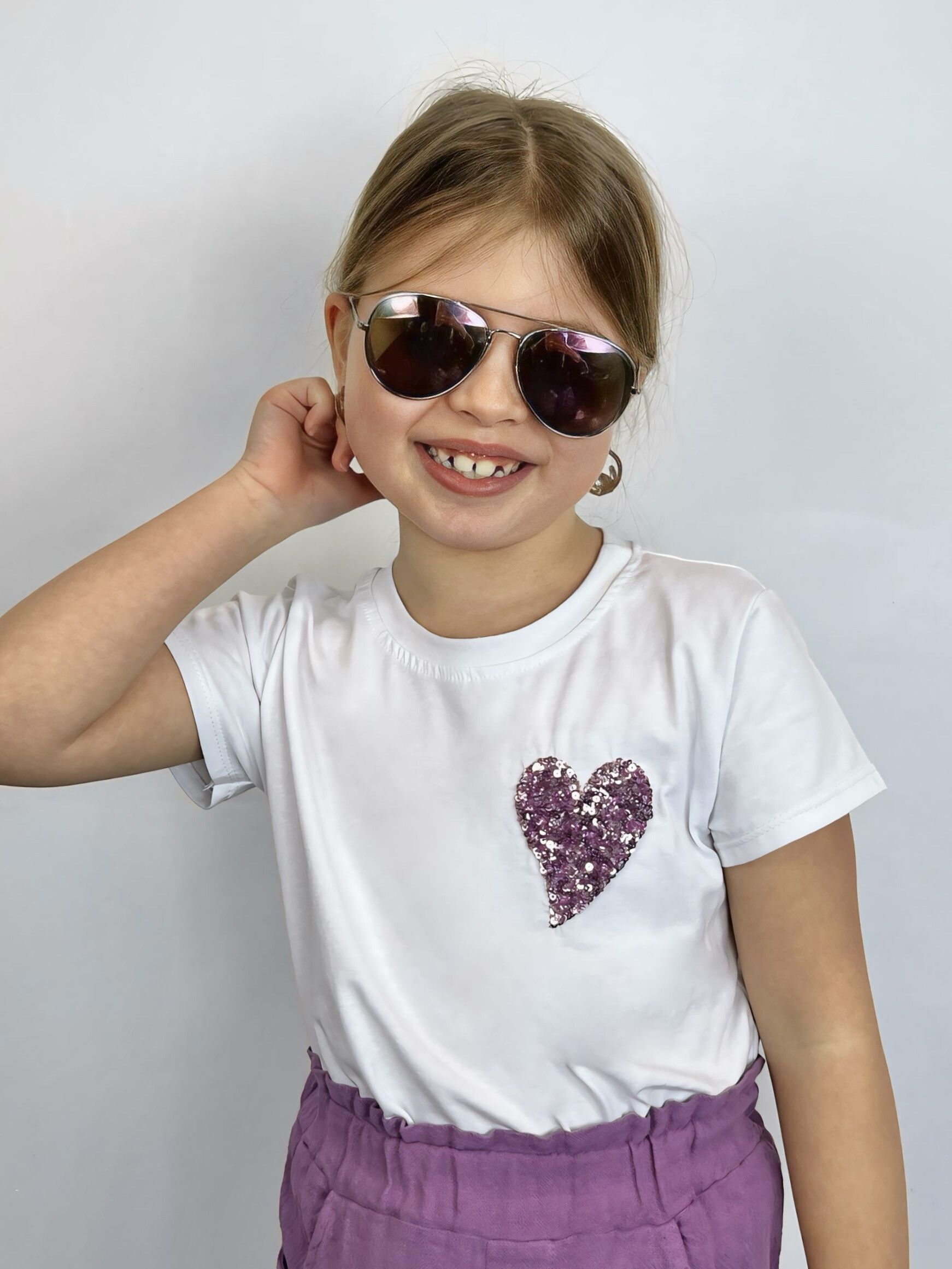 Grossiste Mini Mignon Paris - T-shirt en coton avec cœur en sequin pour fille