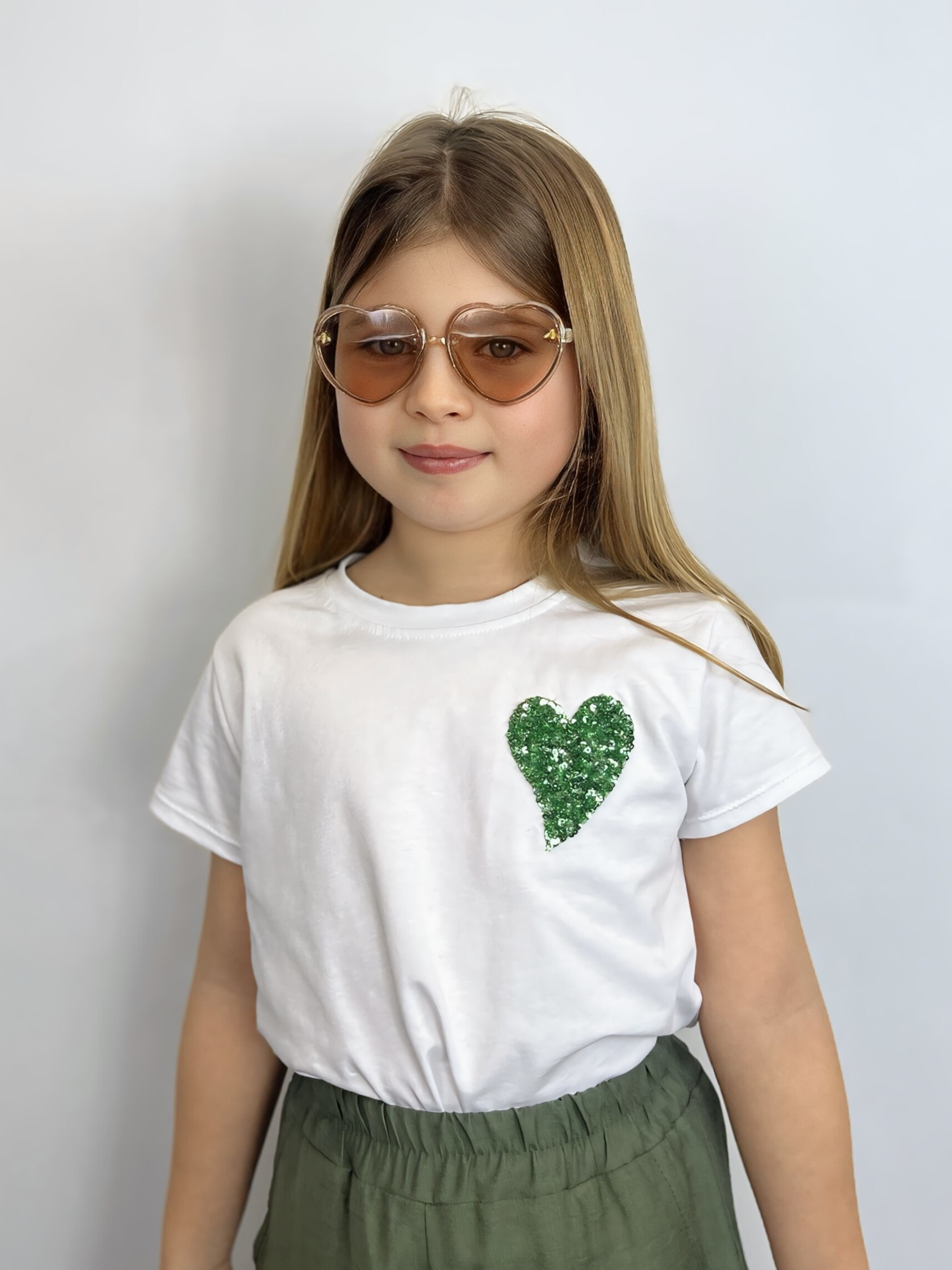 Grossista Mini Mignon Paris - T-shirt in cotone con cuore di paillettes per bambina