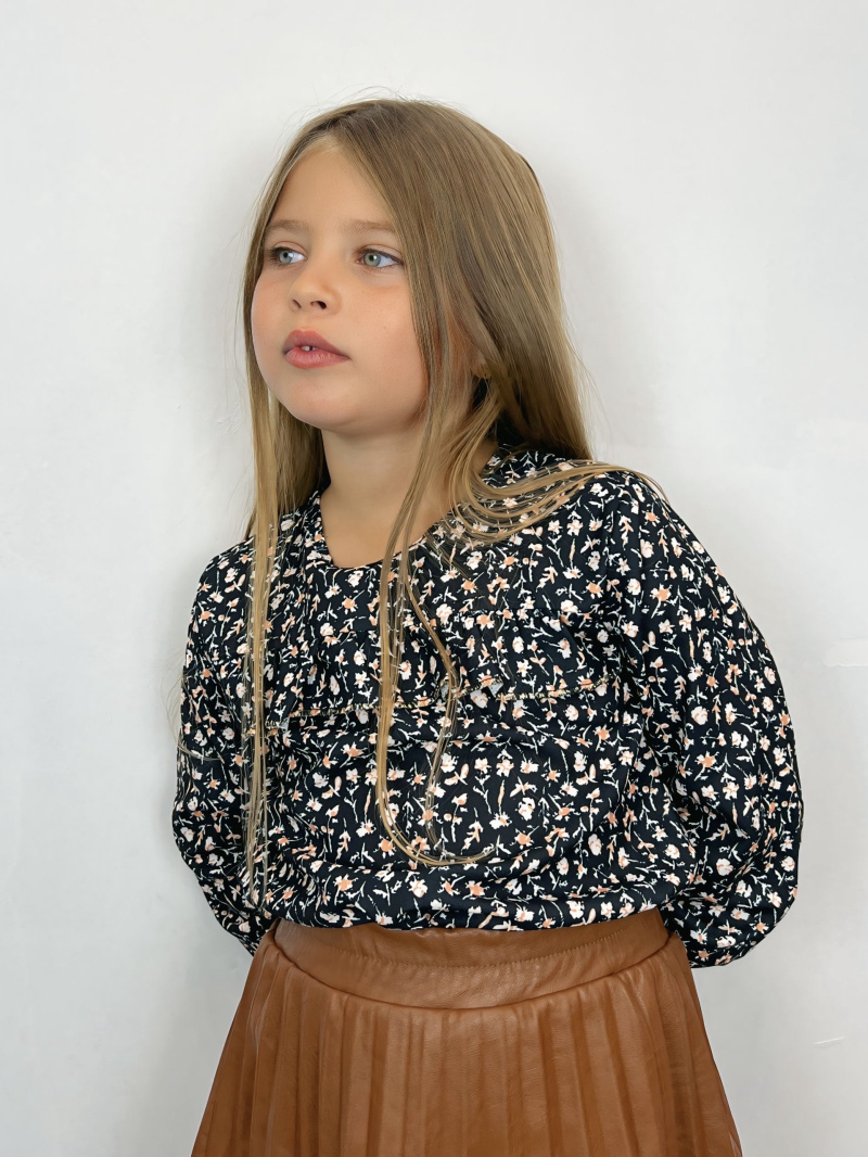 Mayorista Mini Mignon Paris - Top Liberty estampado floral, con volantes y ribete dorado para niña