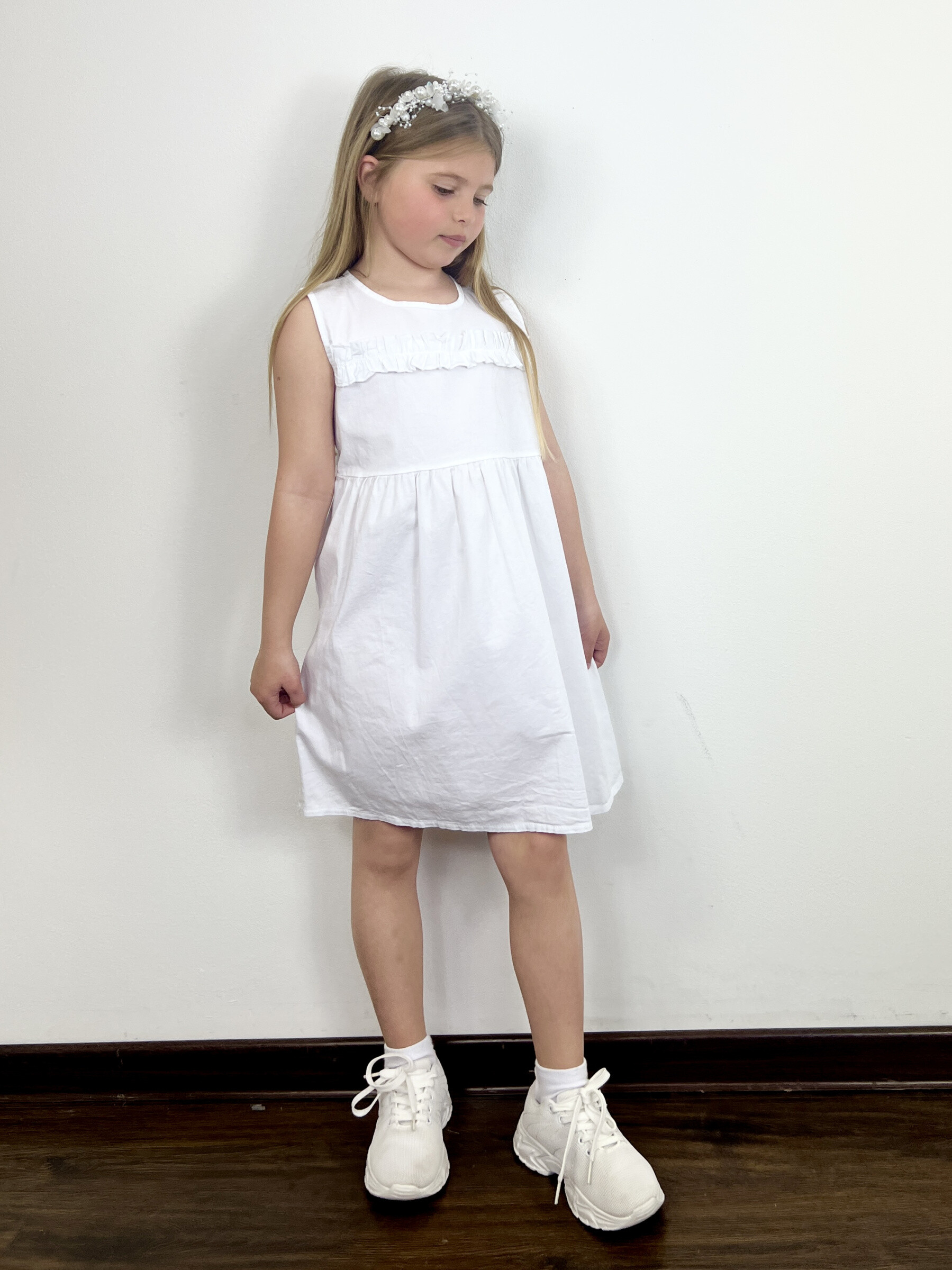 Wholesaler Mini Mignon Paris - Girls' plain sleeveless cotton dress with ruffles