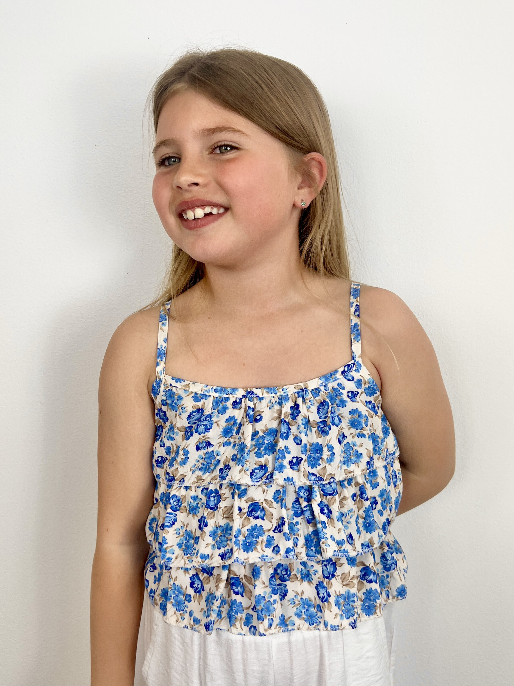 Grossiste Mini Mignon Paris - Top à bretelles fleuri et à volants pour fille