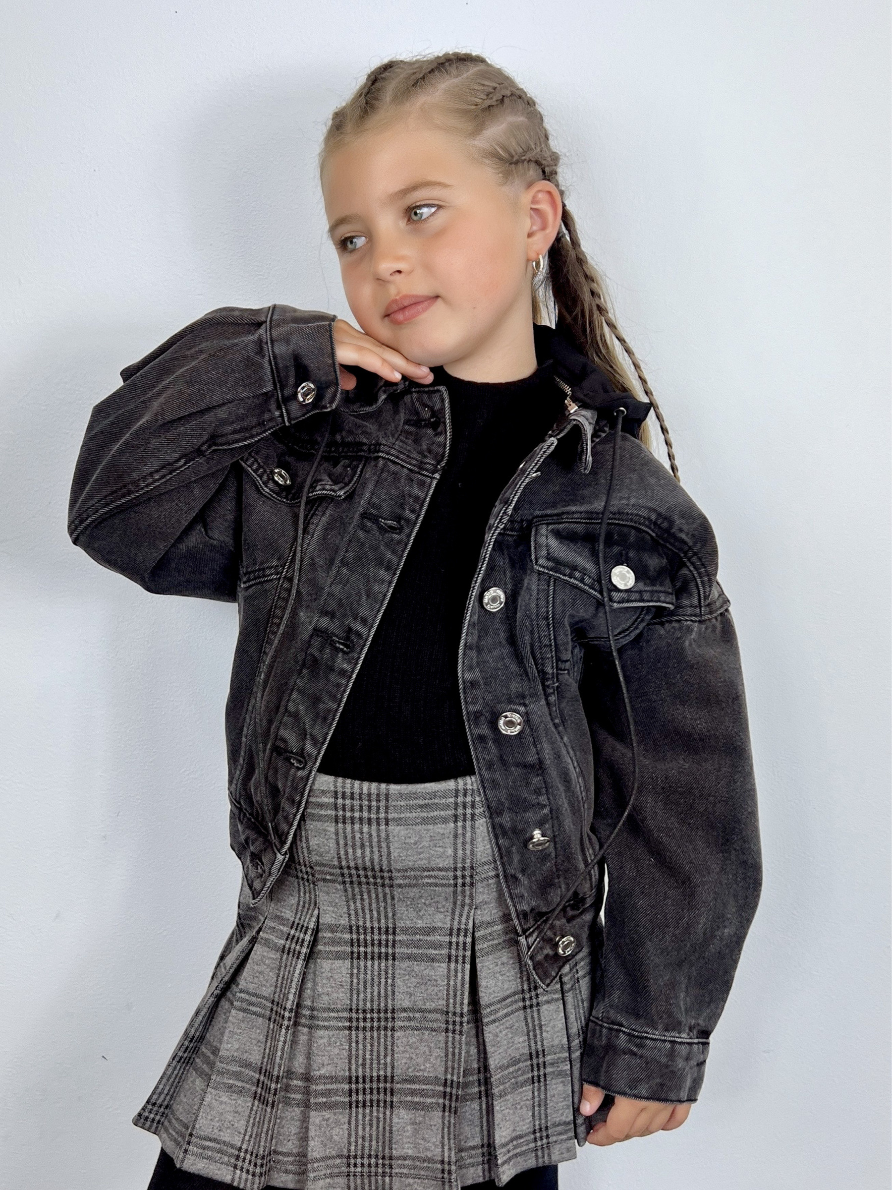 Großhändler Mini Mignon Paris - Mädchen-Jeansjacke mit abnehmbarer Kapuze