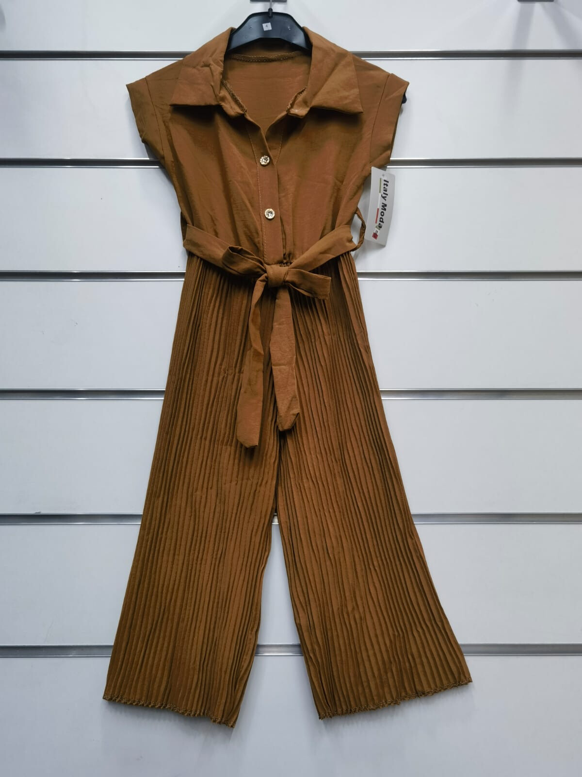 Wholesaler Mini Pomme - 3 button and folding pants combinations
