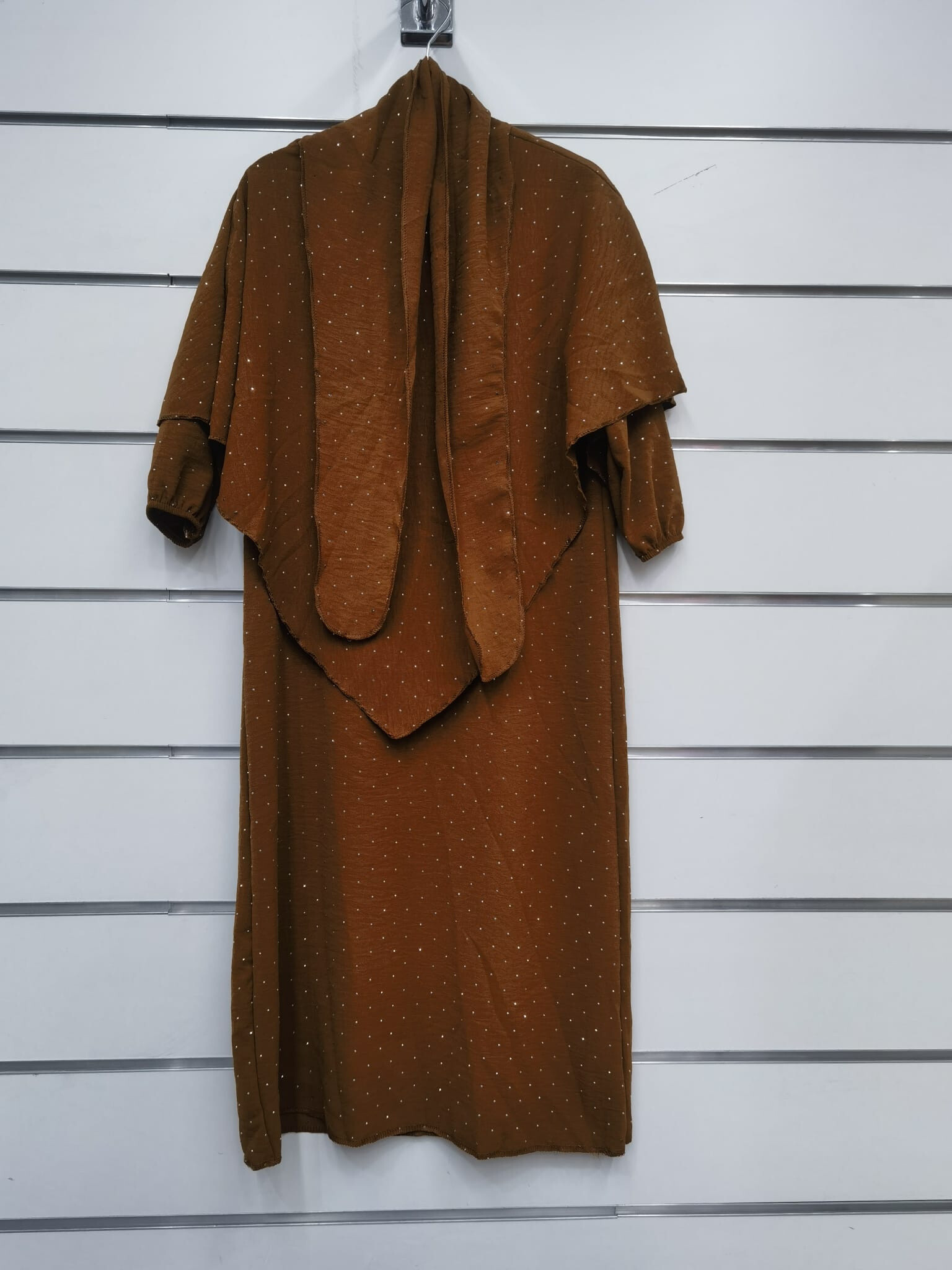 Grossiste Mini Pomme - abaya 2 pieces  robe avec  khimar et strass