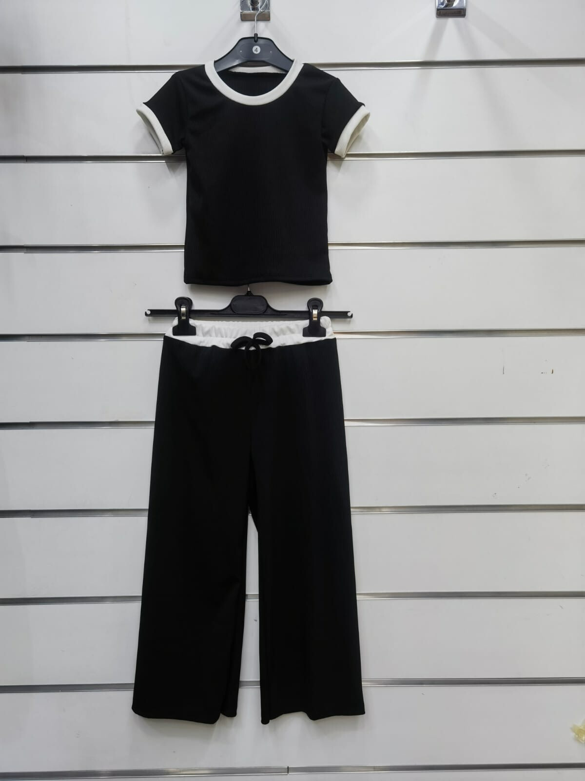 Mayorista Mini Pomme - T.S Ensemble y pantalones sueltos