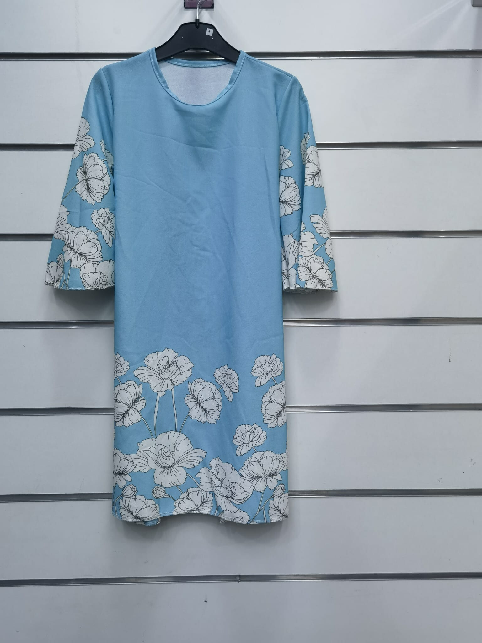 Wholesaler Mini Pomme - Long dress and sloping sleeves with print