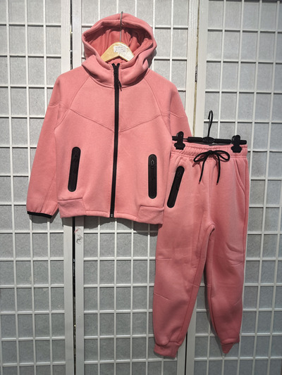 Grossiste DOPAMINE - Ensemble jogging bébé Grossiste DOPAMINE - Ensemble jogging bébé