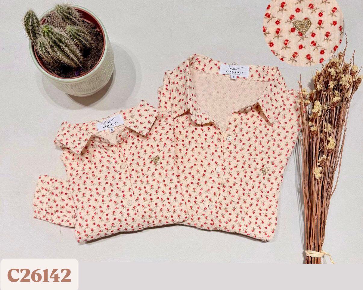 Chemisier en gaze de coton fleuri avec cœur doré brodé | Paris Fashion