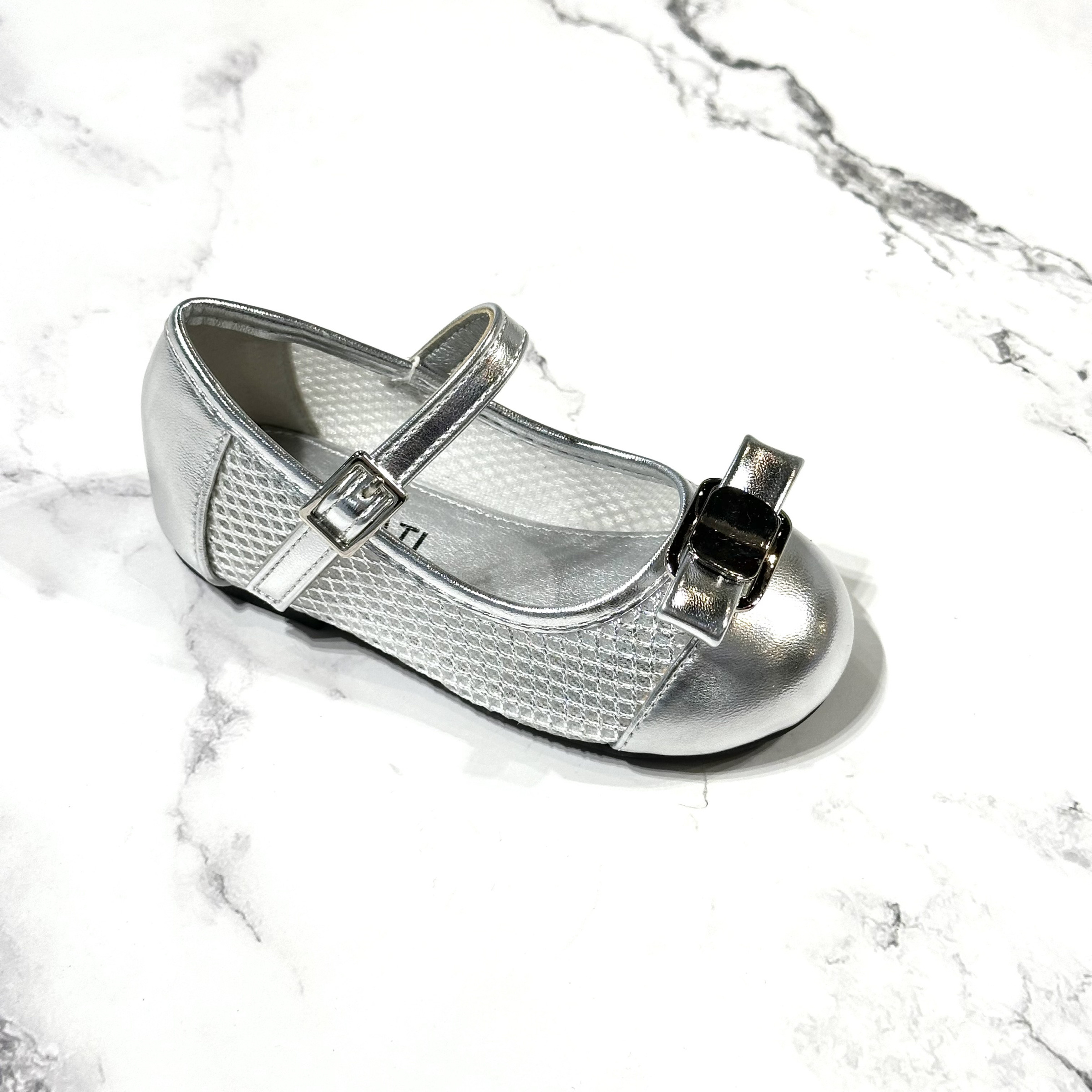 Grossiste POTI PATI KIDS - Ballerines plates filles avec résille et noeud
