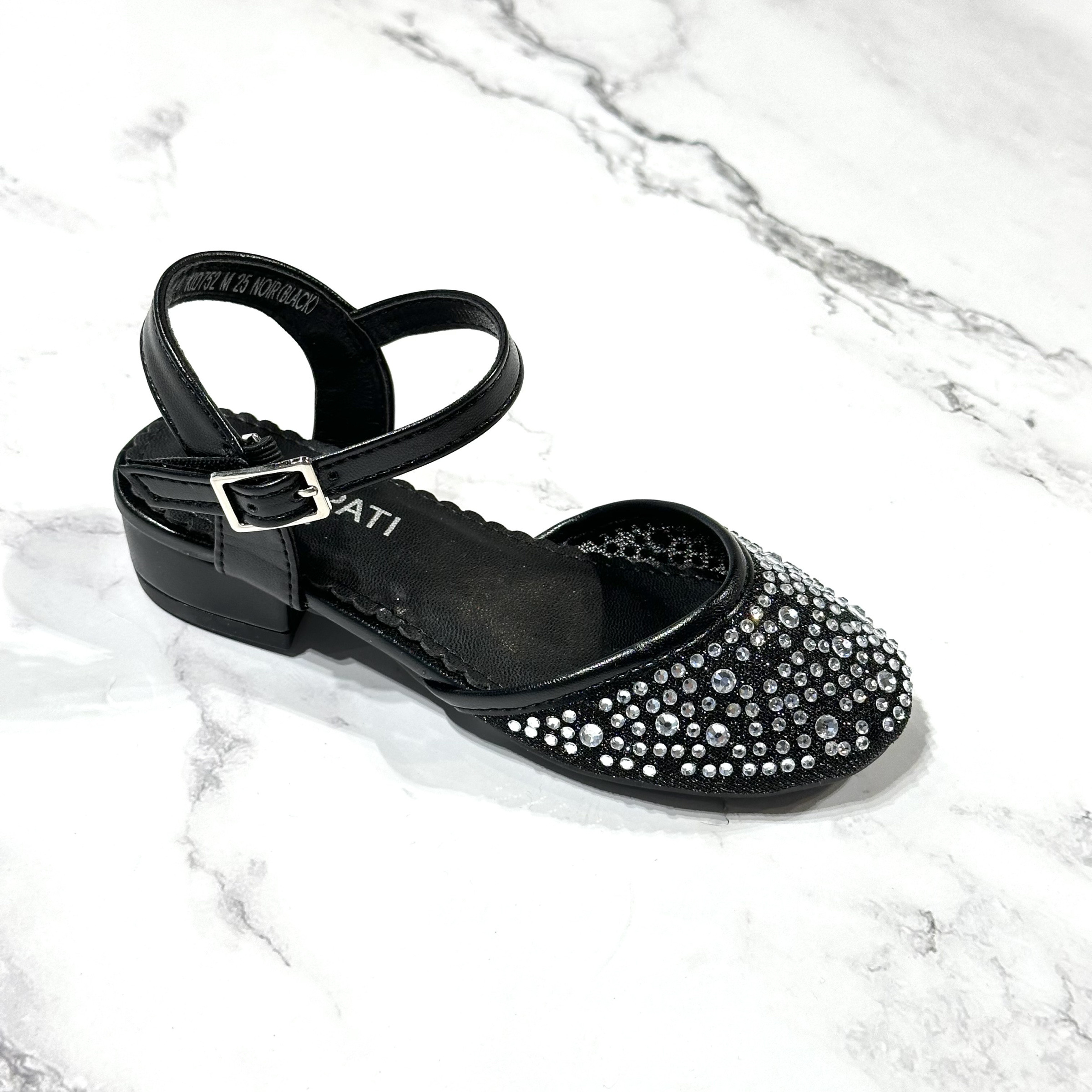 Großhändler POTI PATI KIDS - Mädchenschuhe mit Absatz, Strass und Fersenriemen