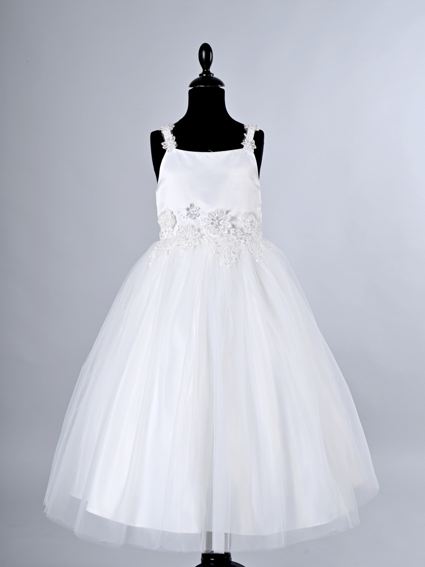 Grossiste R Framboise - Robe de cérémonie enfant en satin et tulle avec broderies florales et jupe volumineuse, idéale mariage, baptême, communion, cortège, anniversaire et fête.