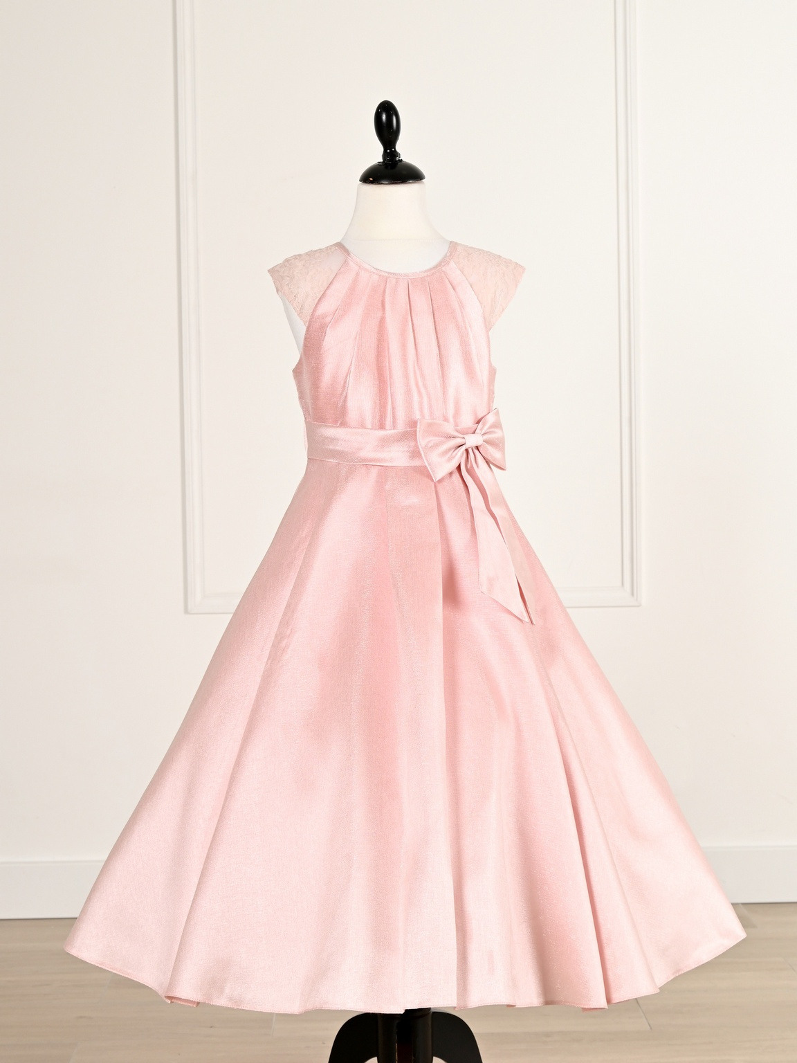 Grossiste R Framboise - Robes dentelles et satin