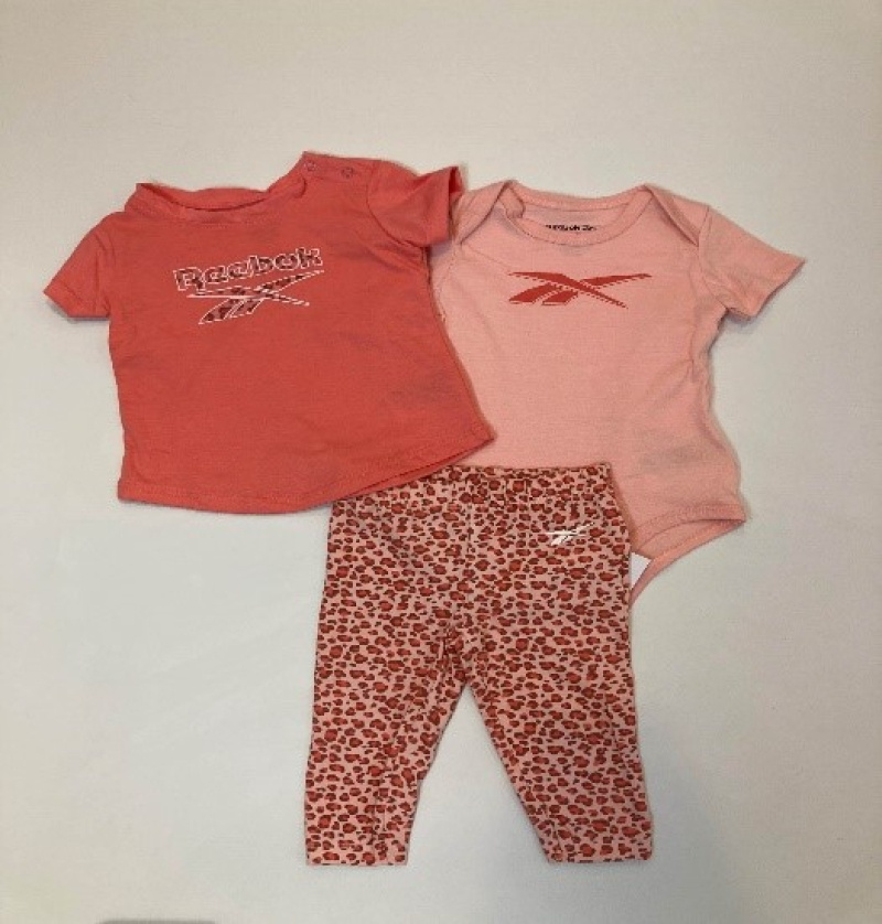 Grossista Reebok - SET 3 PEZZI BODY+TS MC+LEGGING REEBOK