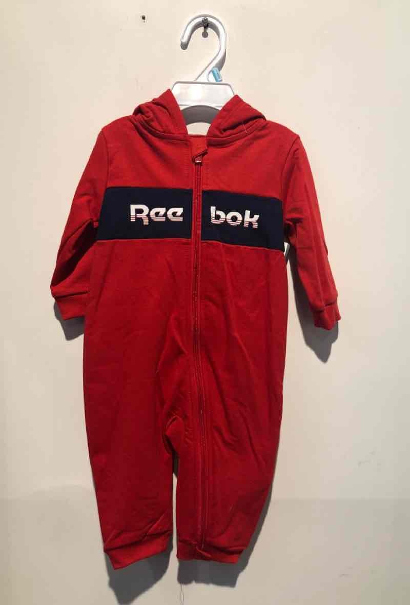 Grossista Reebok - Tuta per bambini con cappuccio REEBOK