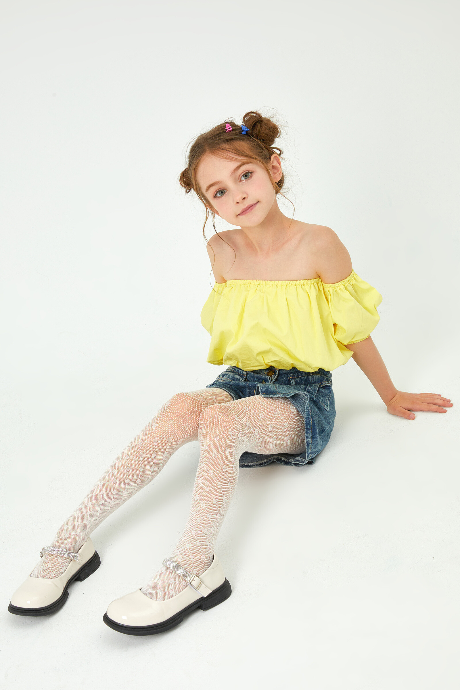 Wholesaler Snow Rose - Children's fishnet tights with flower pattern