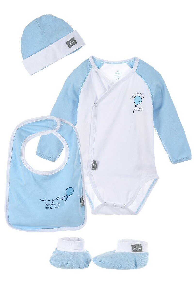 Grossiste So Brand - Set 4 pcs body + bonnet + bavoir + chaussettes sous boîte DANIEL HECHTER