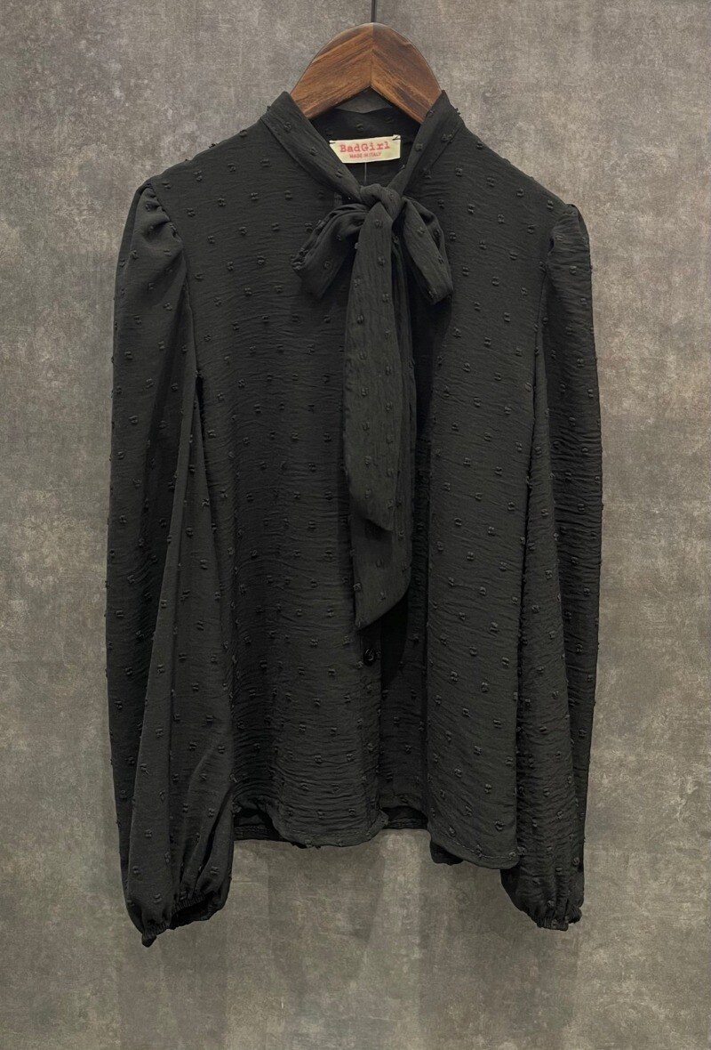Grossista Squared & Cubed - Camicia con colletto ascot a maniche lunghe