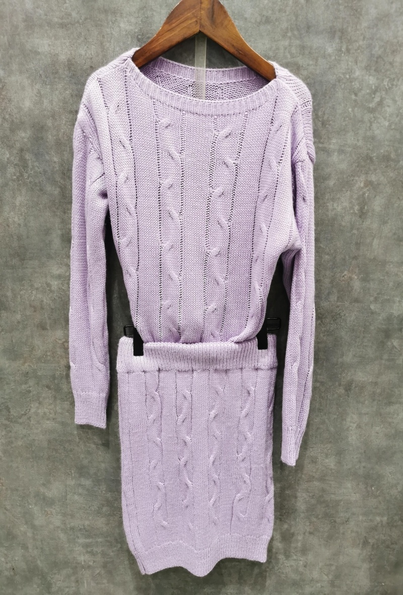 Grossista Squared & Cubed - Set di maglione e gonna in lana intrecciata