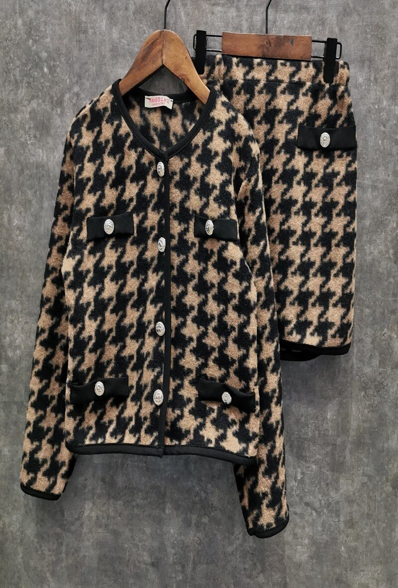 Wholesaler Squared & Cubed - Houndstooth printed set of vest + skirt in wool