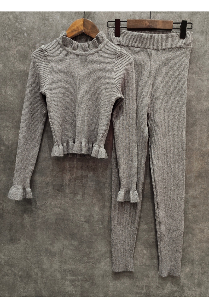Grossista Squared & Cubed - Set top + leggings in maglia