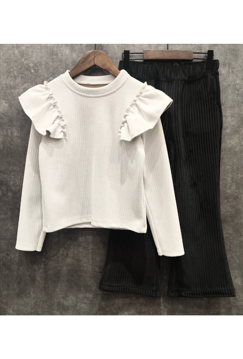 Wholesaler Squared & Cubed - Girls' thick fleece ruffled top + flare pants set
