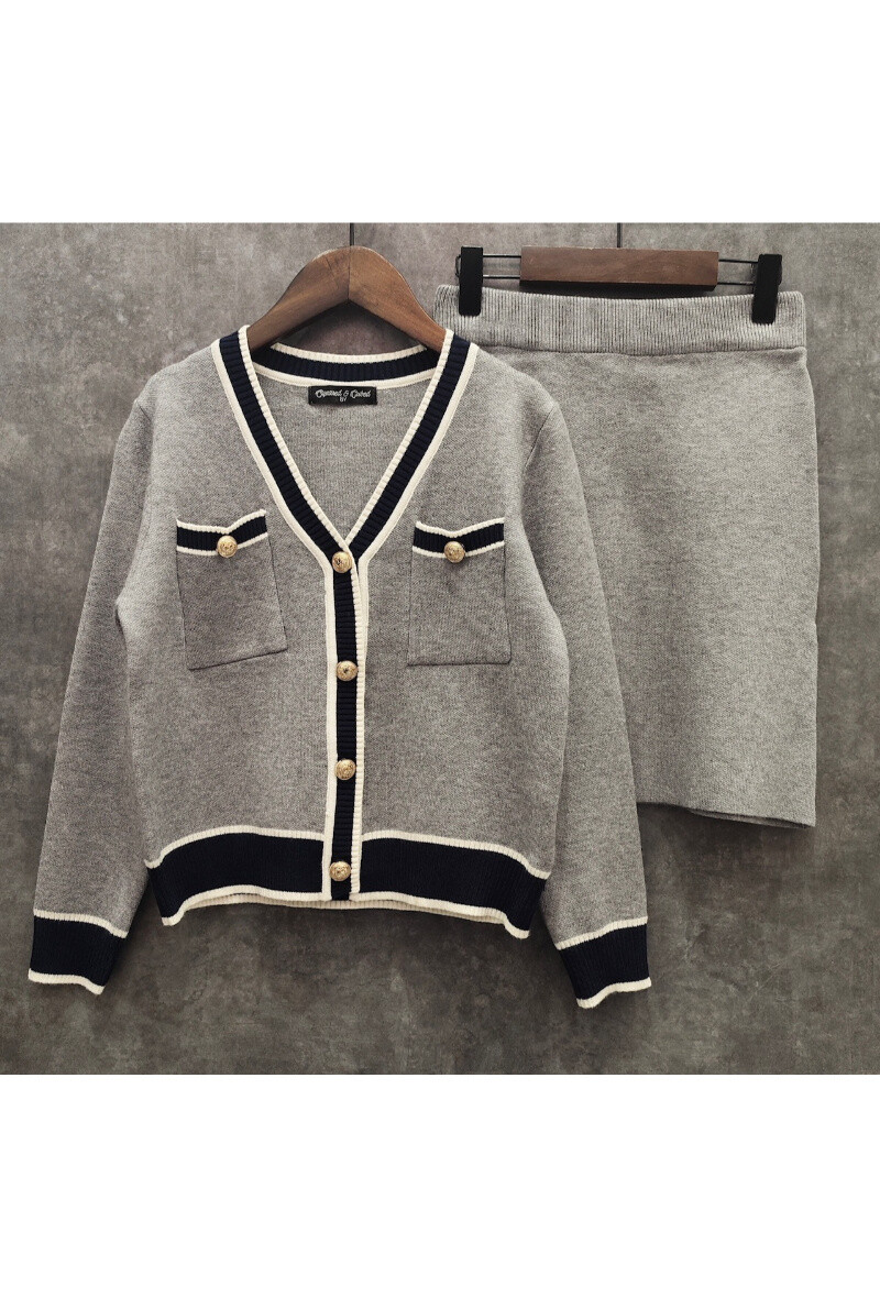 Grossista Squared & Cubed - Completo in maglia cardigan + gonna coordinata