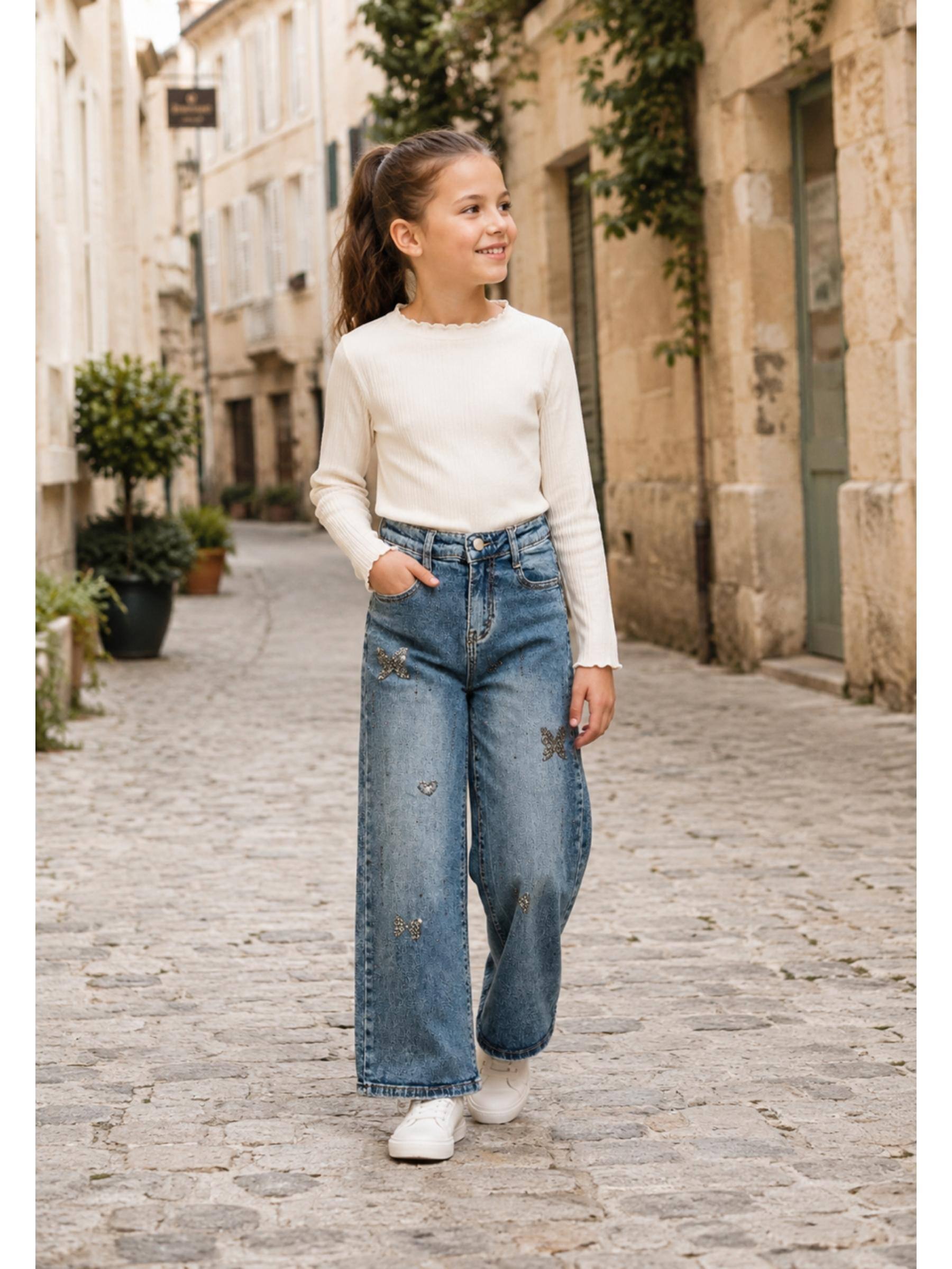 Großhändler Squared & Cubed - Mädchen-Jeans mit weitem Bein und Schmetterlings-Patches aus Strass