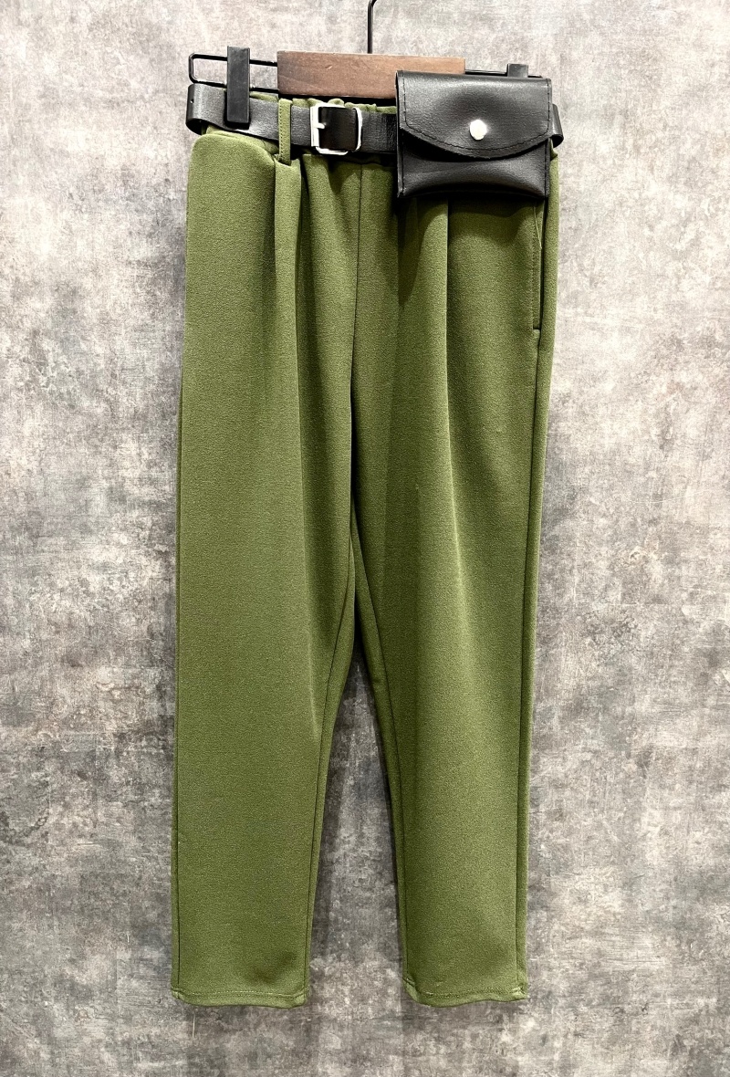 Grossiste Squared & Cubed - Pantalon carotte en crêpe avec ceinture pochette