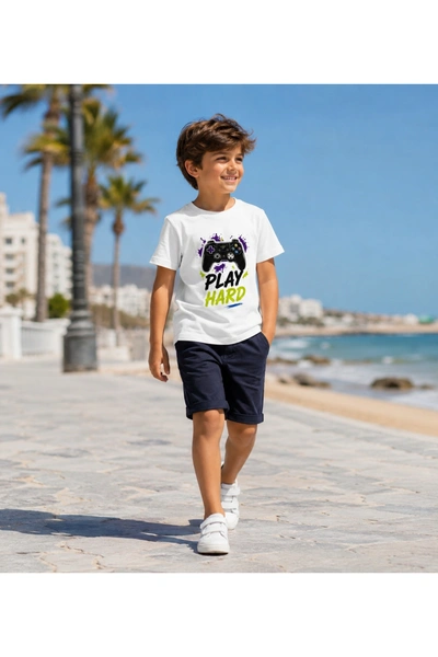 Großhändler Squared & Cubed - Jungen Baumwoll-T-Shirt mit Play Hard Druck Großhändler Squared & Cubed - Jungen Baumwoll-T-Shirt mit Play Hard Druck