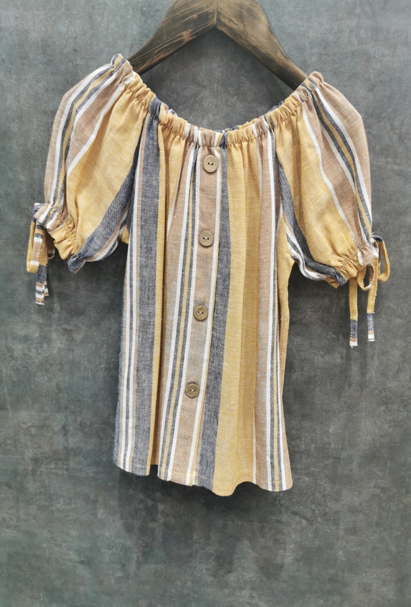Grossista Squared & Cubed - Top in lino con bottoni