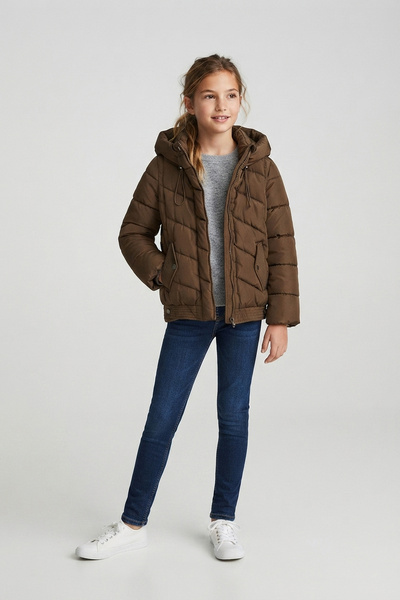 Mayorista Sweety Fashion - Chaqueta acolchada con capucha para niña Mayorista Sweety Fashion - Chaqueta acolchada con capucha para niña