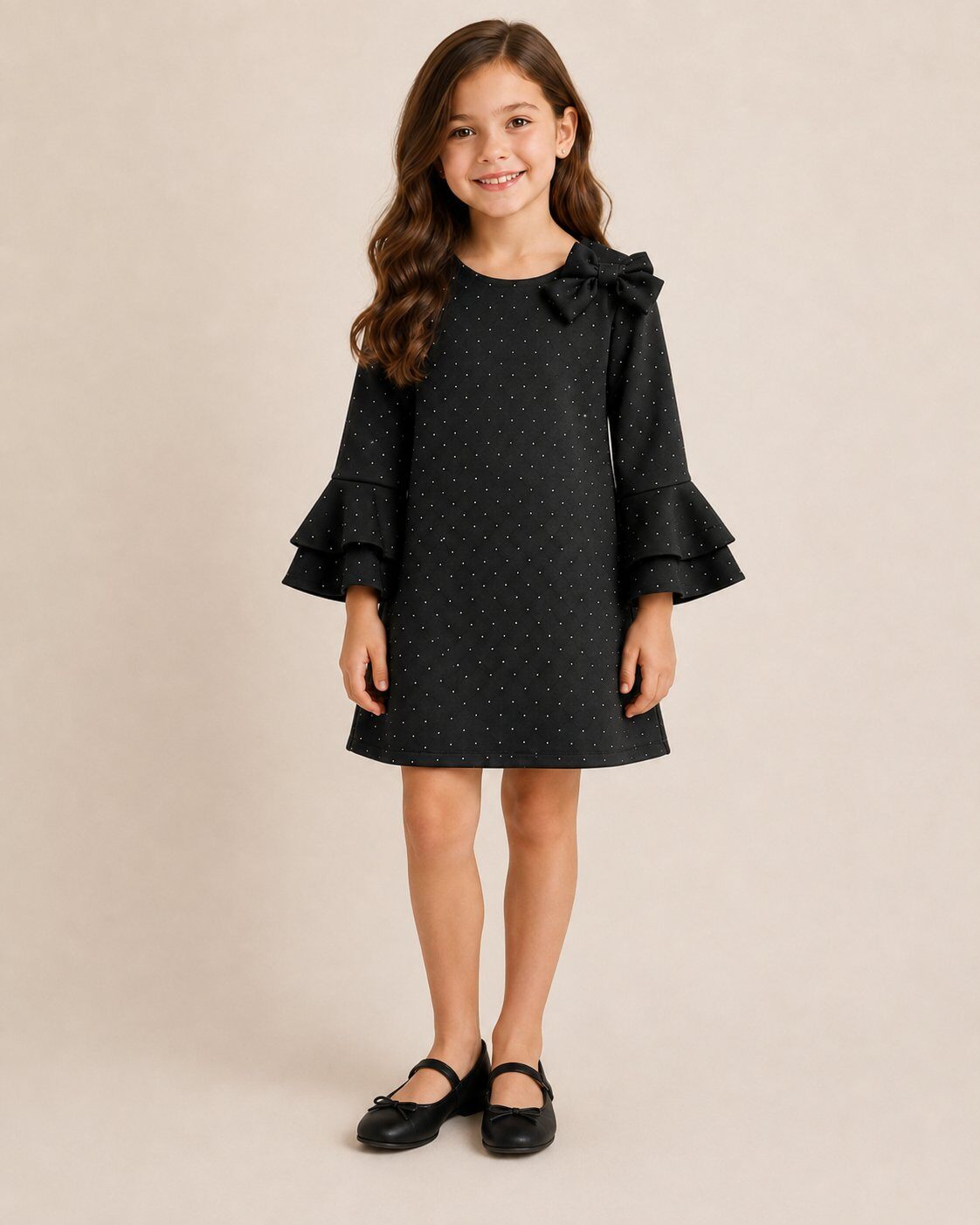 Grossiste Tiffany fashion - Robe élégante pour fille avec strass scintillants, nœud sur l'épaule et manches à volants, parfaite pour les cérémonies et occasions spéciales.