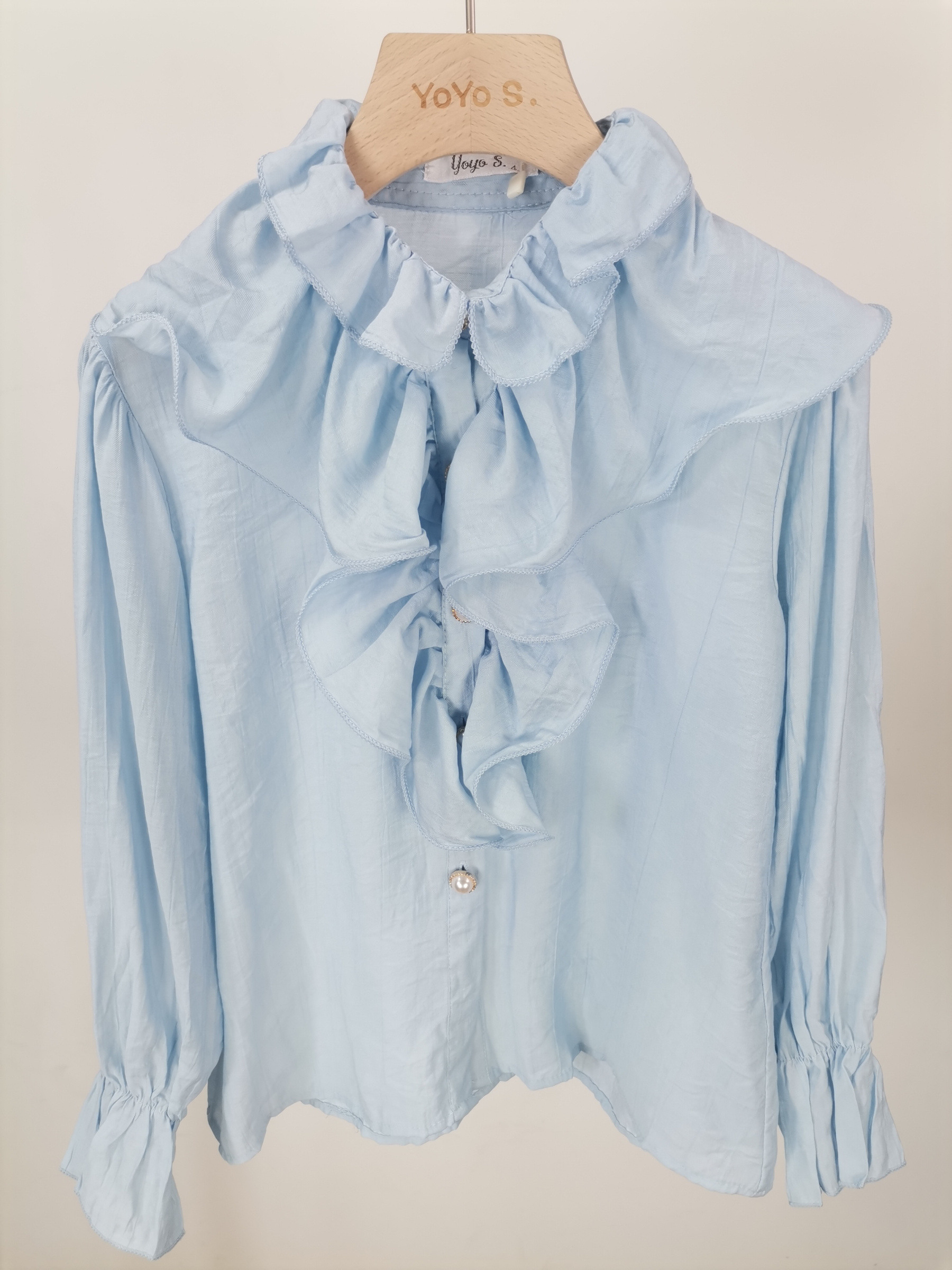 Wholesaler Yoyo S. - Shirt