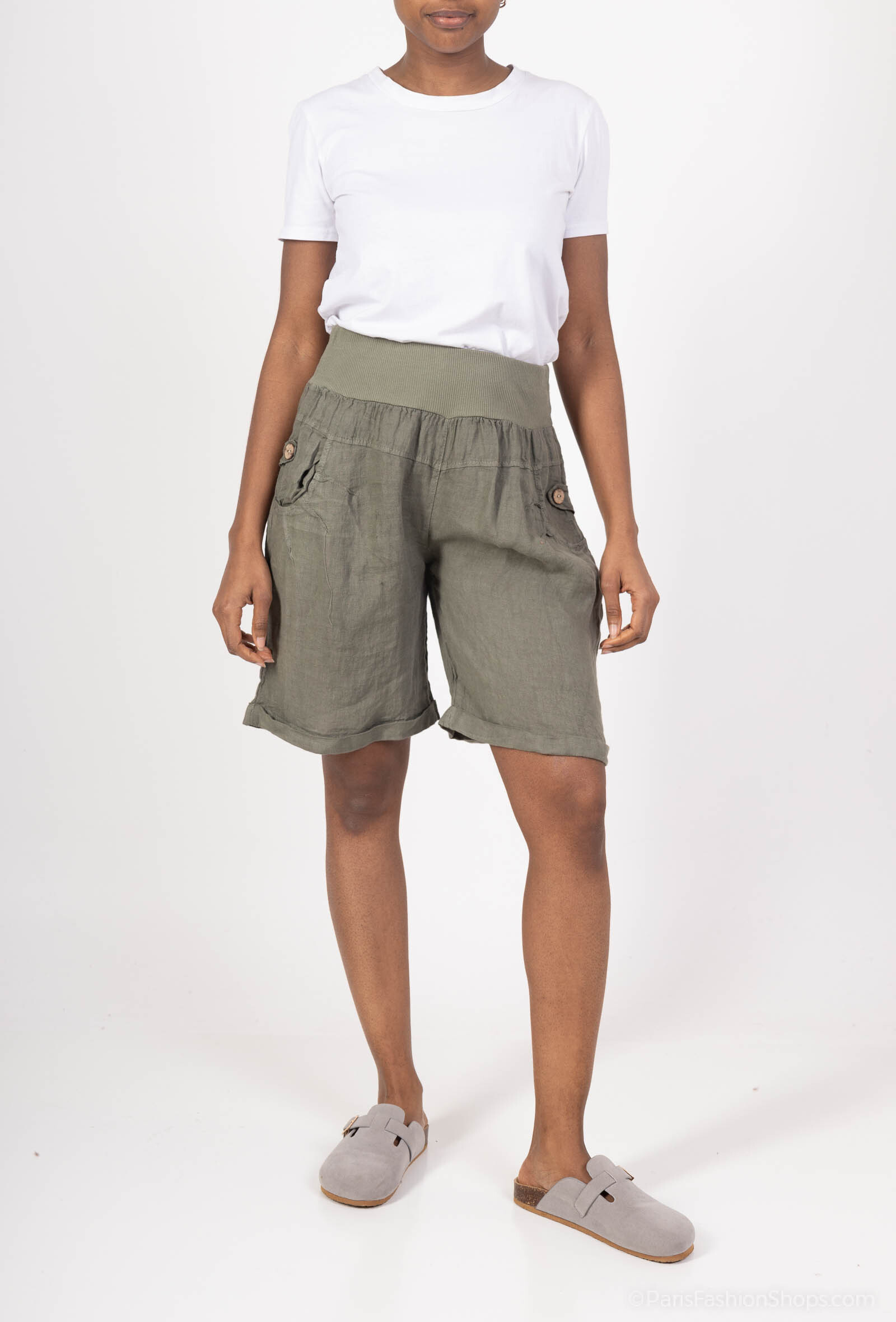 Wholesaler 123LINO - linen shorts, decorative buttons, functional pockets