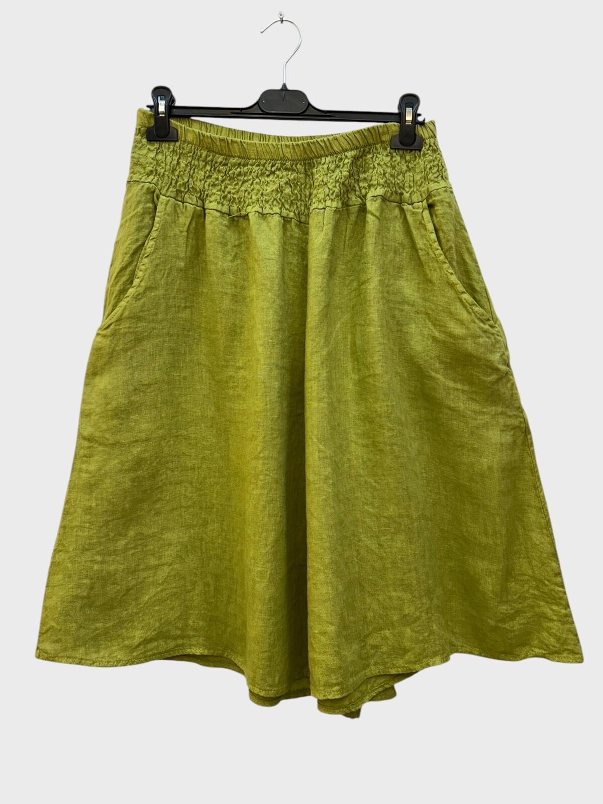 Grossista 123LINO - Grandi pantaloncini a zampa con due tasche e vita elastica