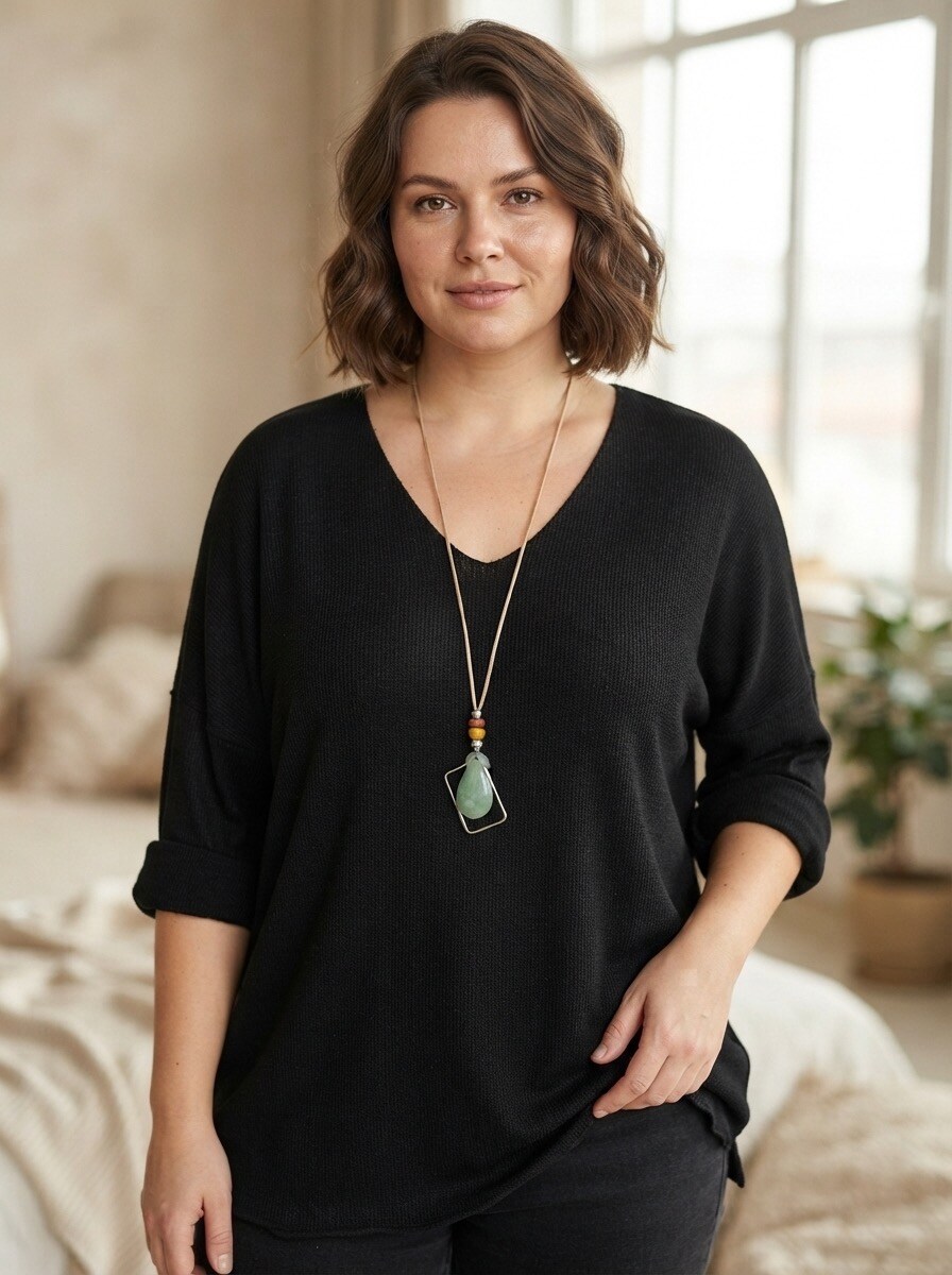 Wholesaler 168 Fashion - Soft blouse with V-neck and lace inserts