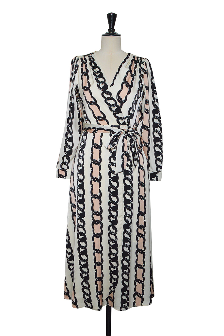 Wholesaler 17 AUGUST - Long chain print dress with belt