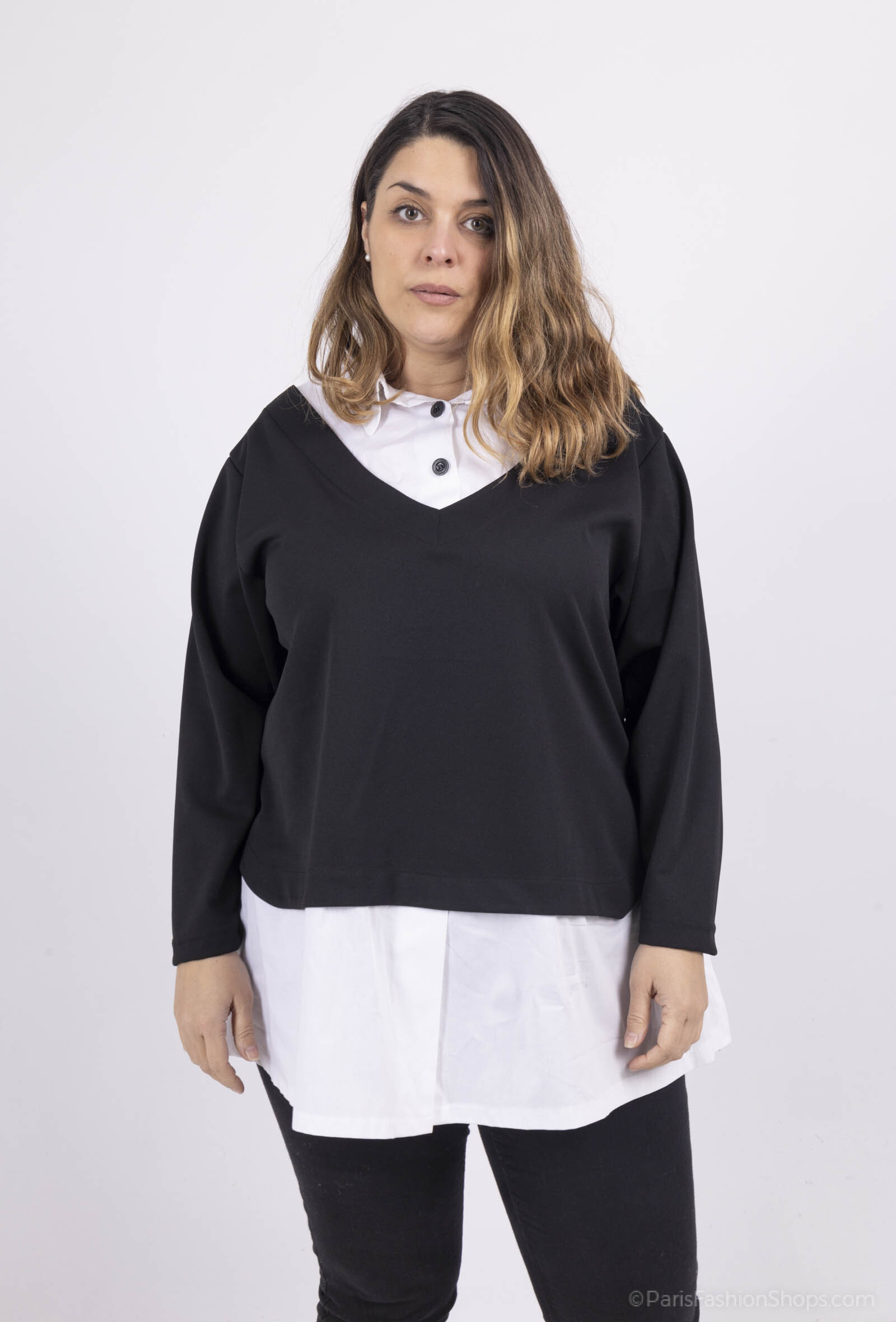 Grossiste 2W Paris - Blouses en faux deux pièces à noir et blanc
