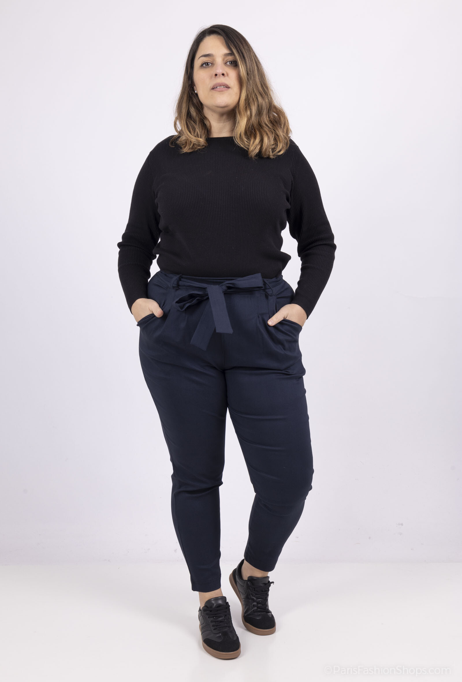 Wholesaler 2W Paris - Belted pants with gathered waist