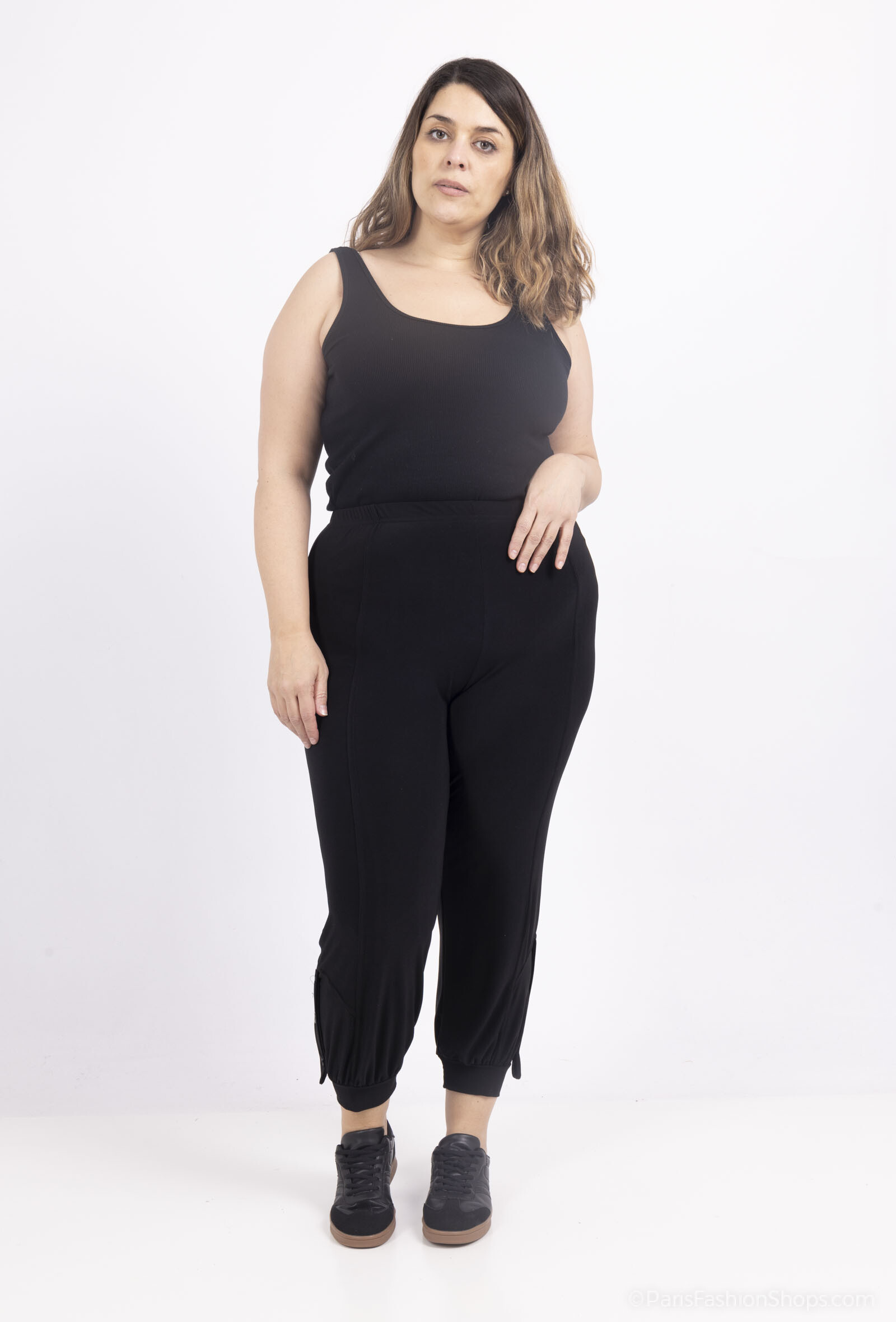 Grossiste 2W Paris - Pantalon en stretch avec boutons