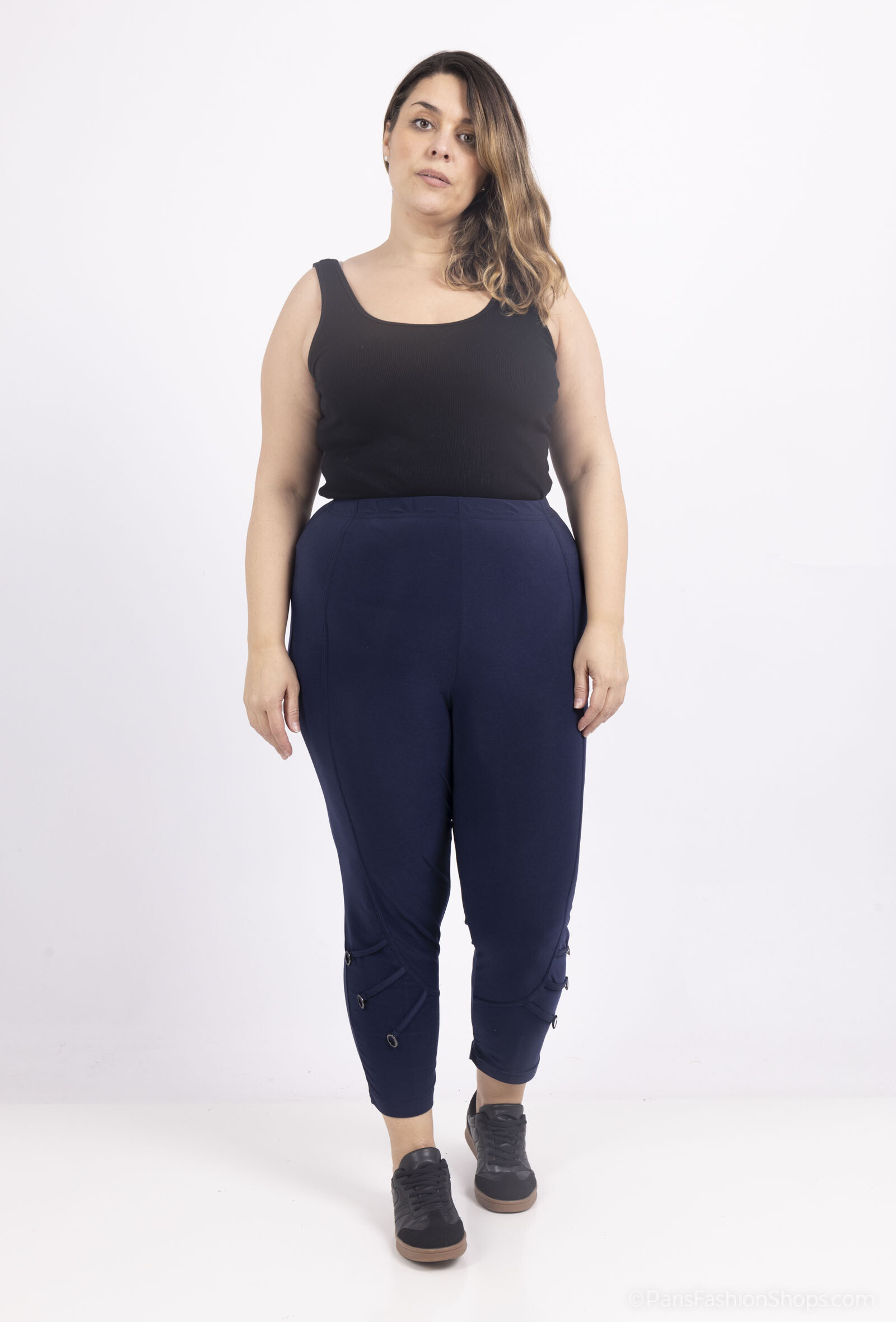 Wholesaler 2W Paris - Trousers with stretch detail