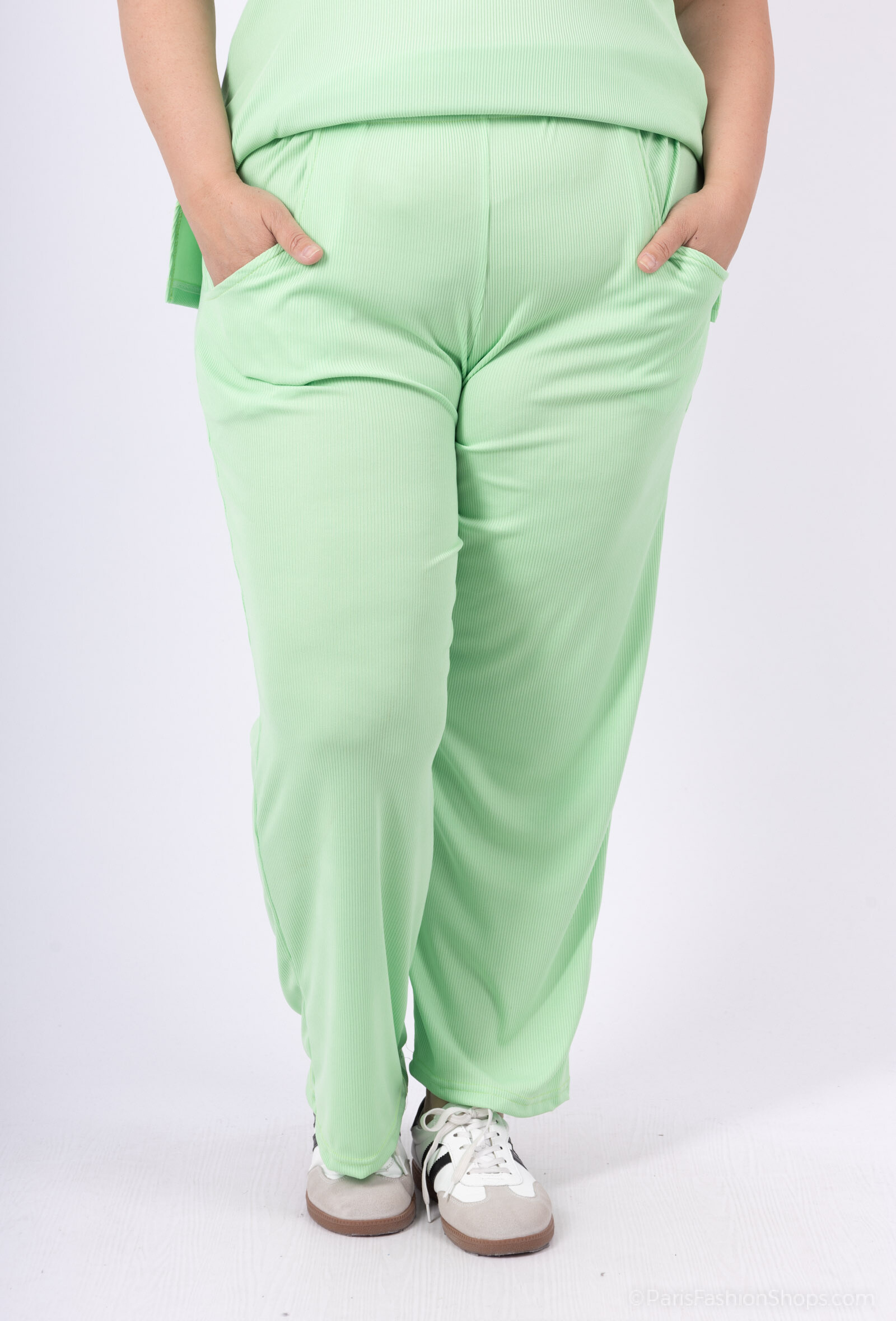 Grossiste 2W Paris - Pantalon fluide  Pour toutes les saisons