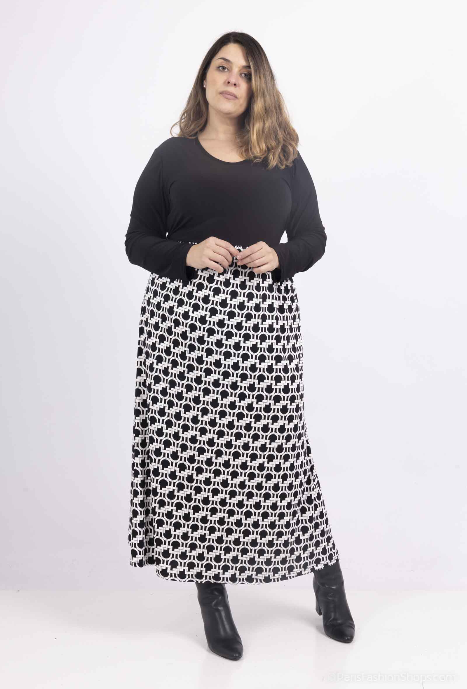 Wholesaler 2W Paris - Two-tone round neck belted and flared dress with chain
