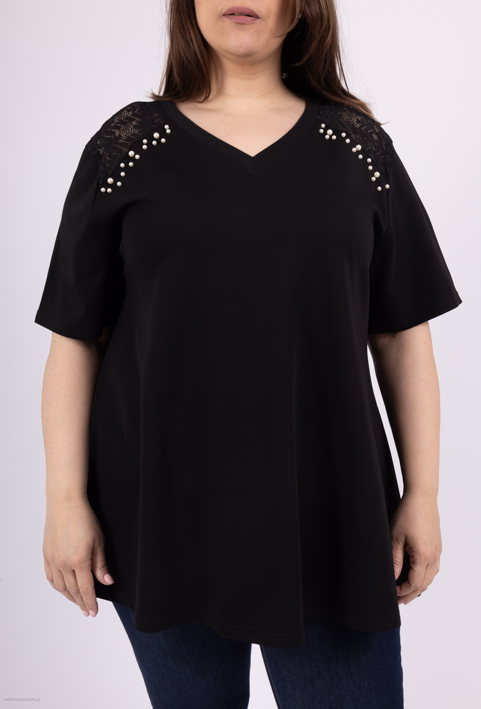 Wholesaler 2W Paris - Openwork lace t-shirt with pearl