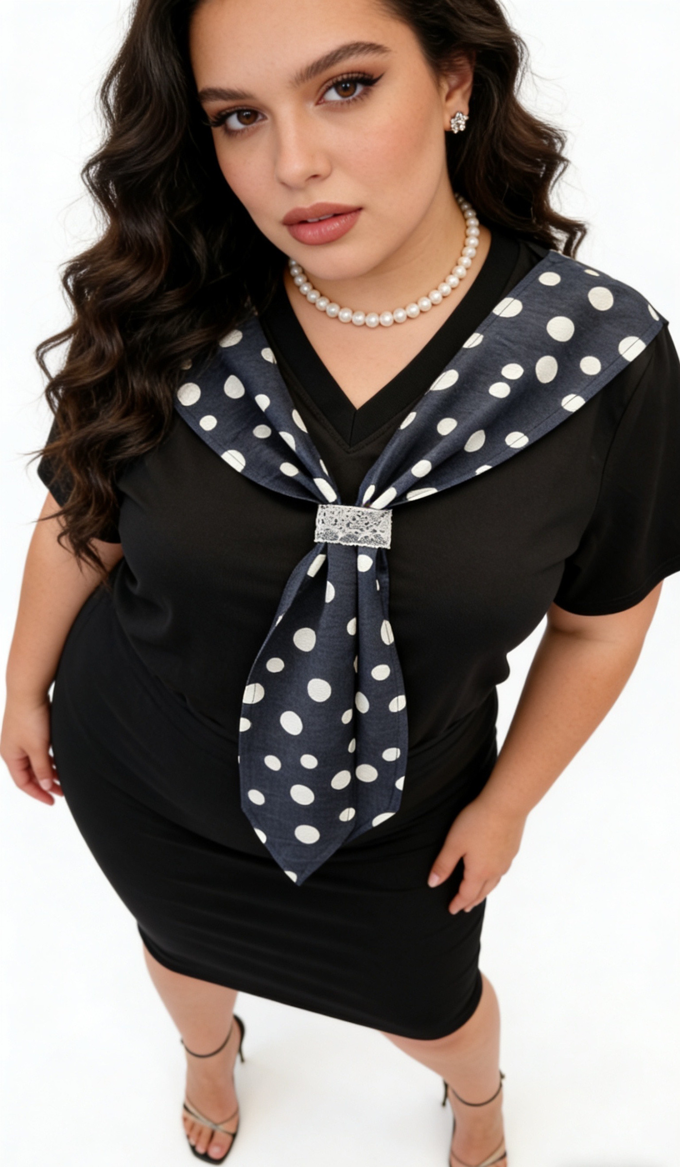 Großhändler 2W Paris (Grande taille / Plus Size ) - Übergrößen V-Ausschnitt-Top mit integriertem Knoten verleiht einen eleganten und modernen Touch Größen 46 bis 60