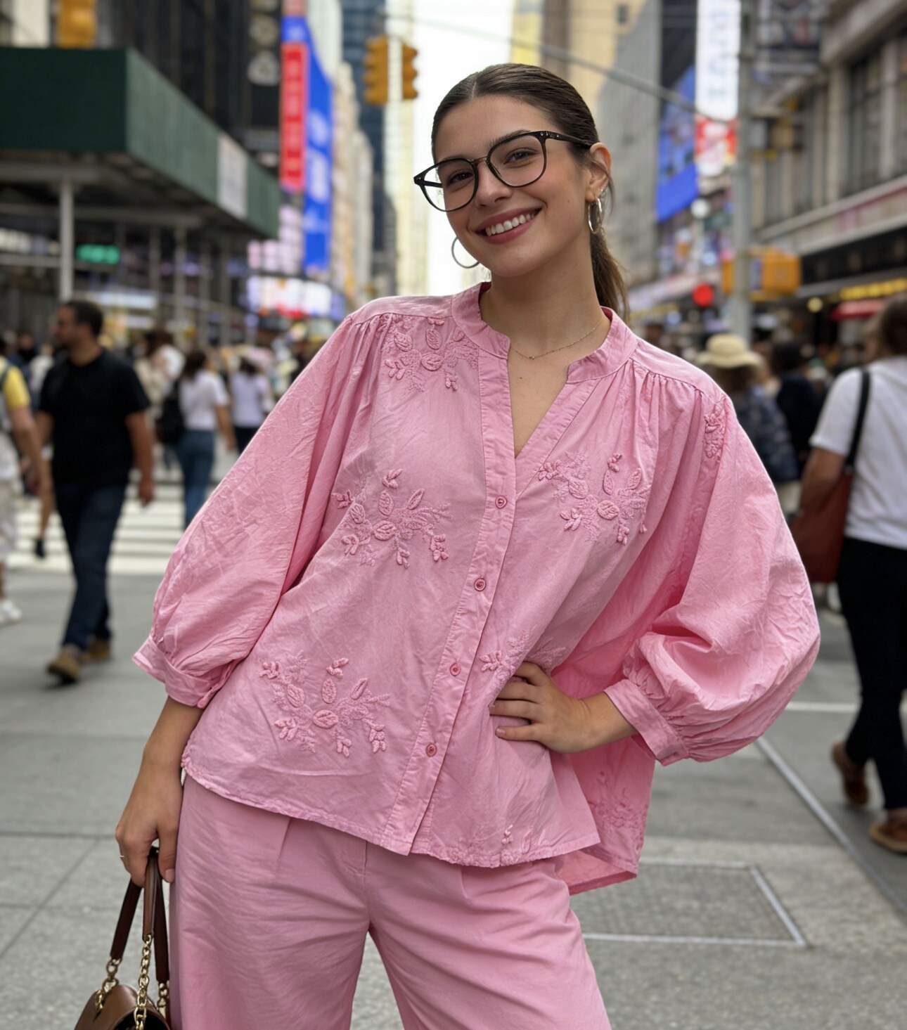 Grossista 5STAR - Camicia Ricamata