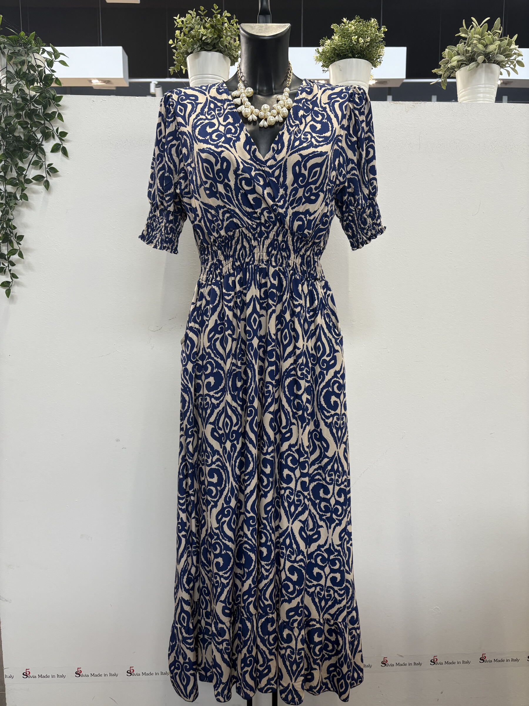 Grossiste 5STAR - Longue robe de femmes à manches courtes