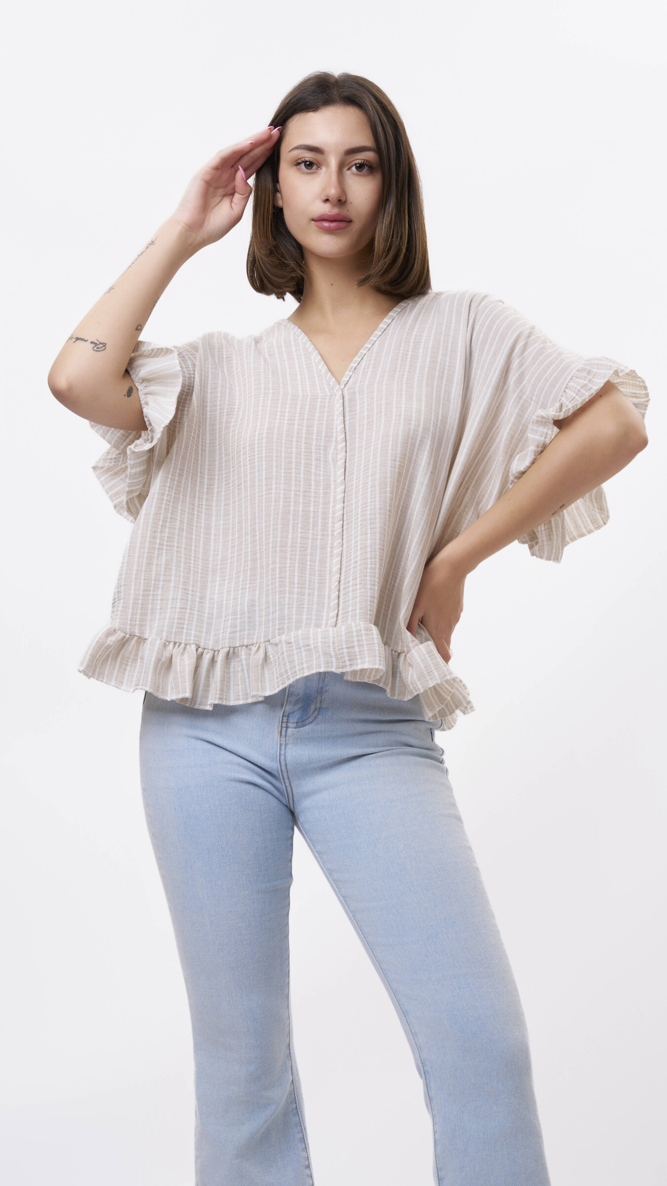 Wholesaler 5STAR - Summer shirt with a large and relaxed cut, made of light striped fabric