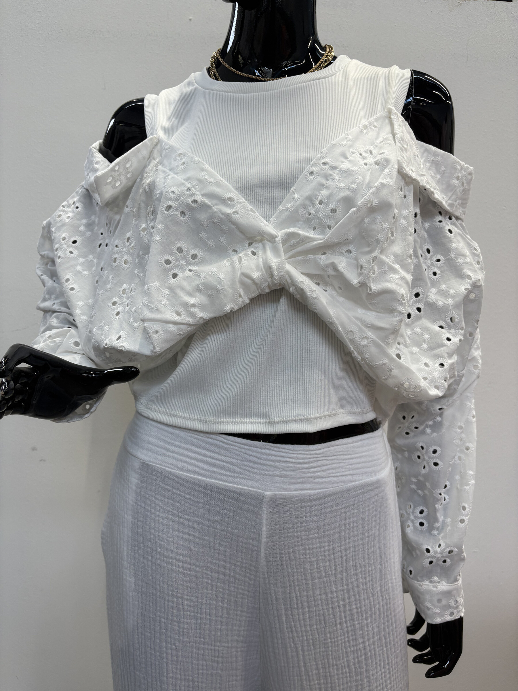 Grossiste 5STAR - Top tissu recadrage sangallo tissu décontracté chic style frais